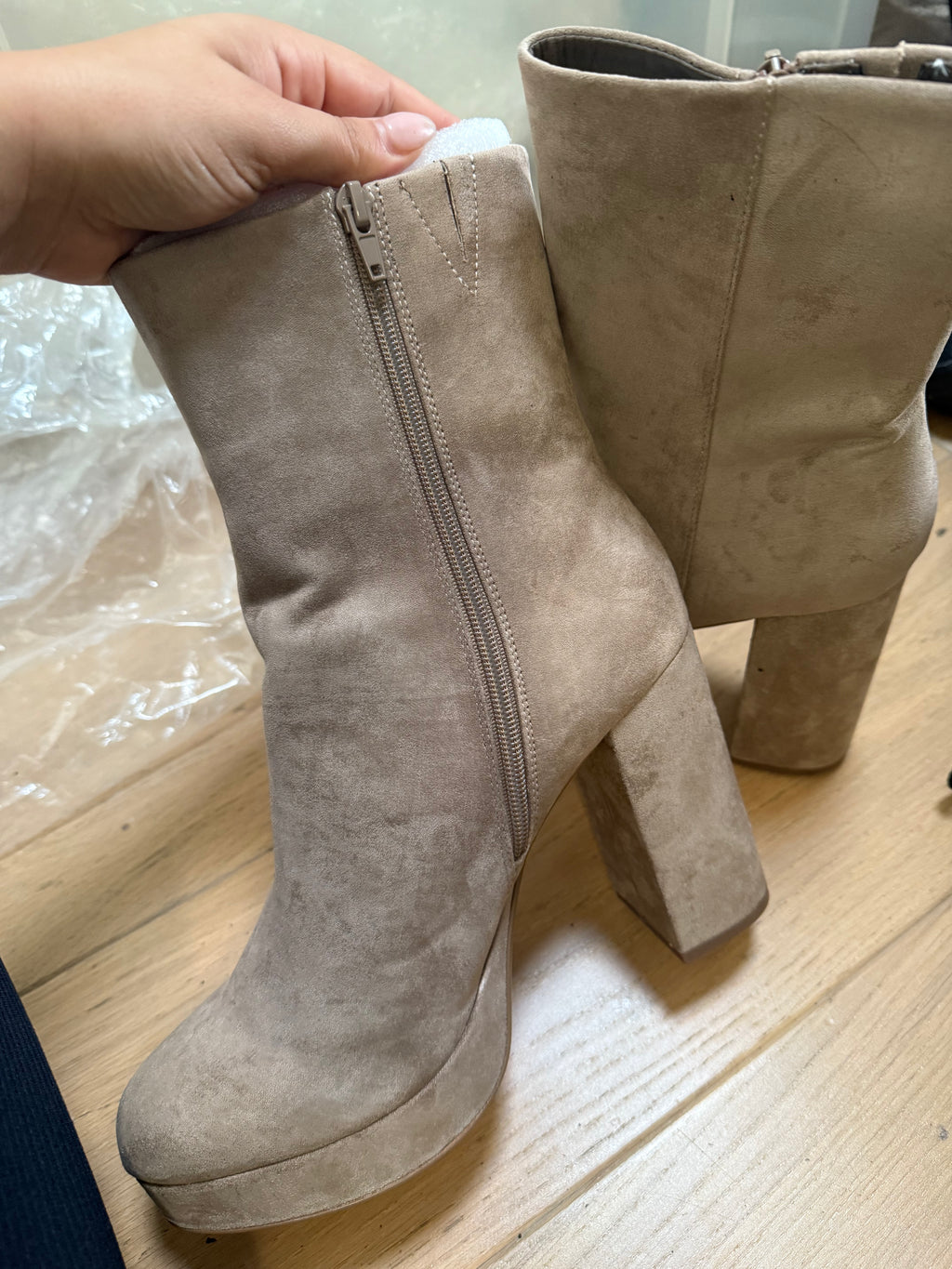 Steve Madden Beige ankle heel boots