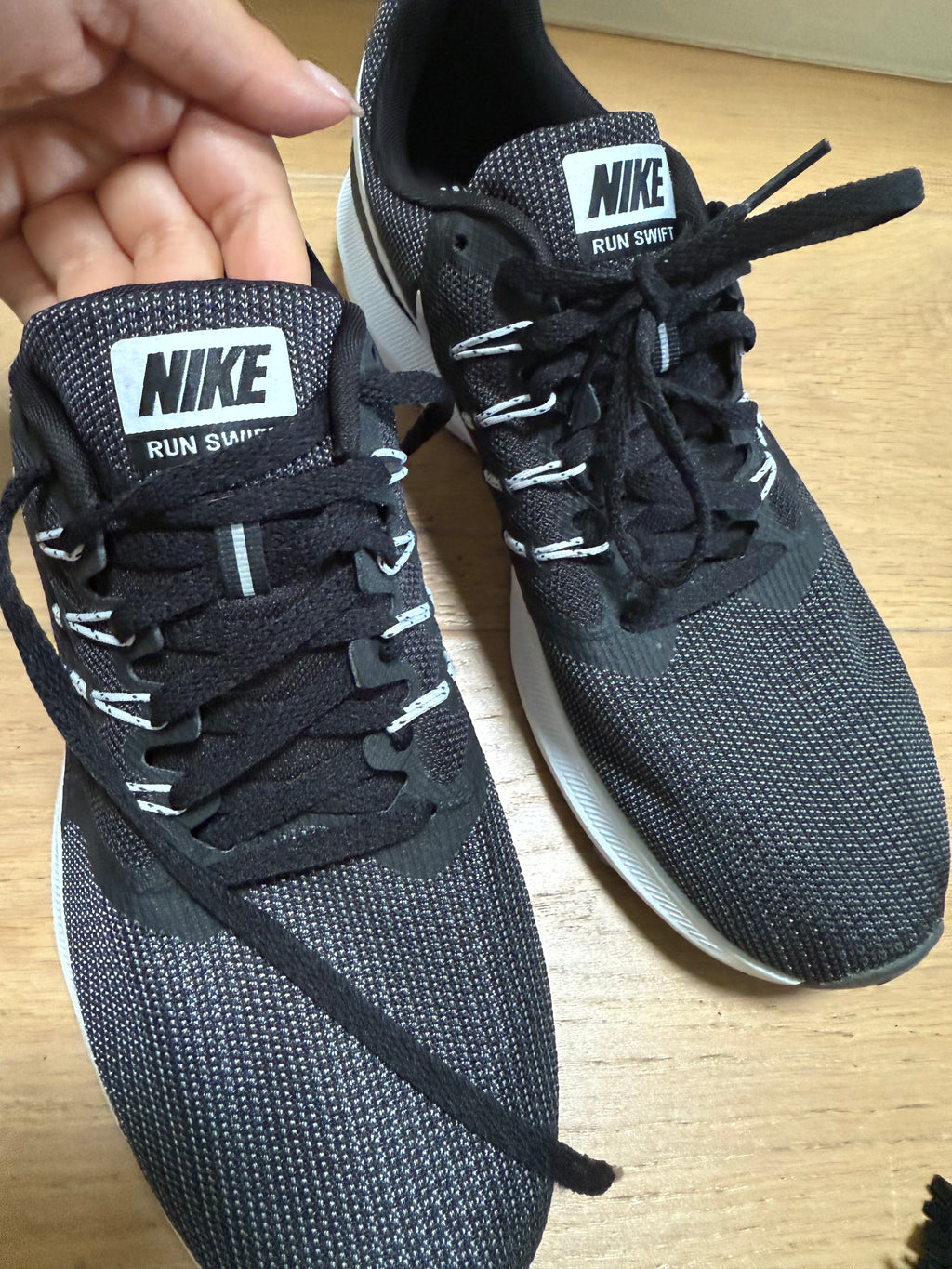 Black & white Nike Fitsole trainers