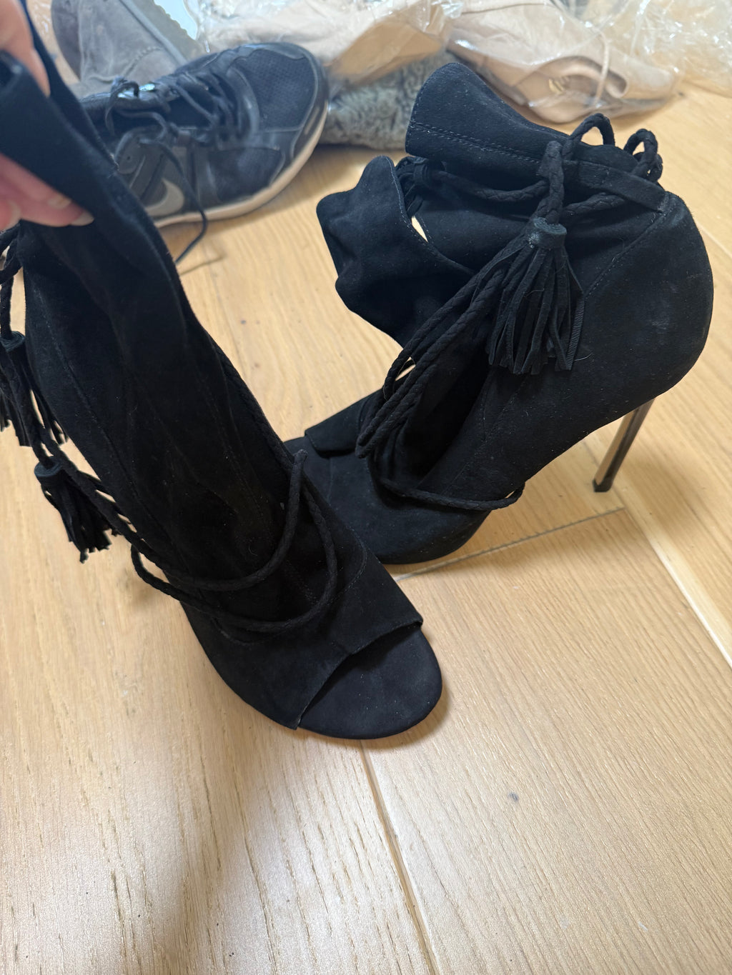 Black suedette heels / Open toe