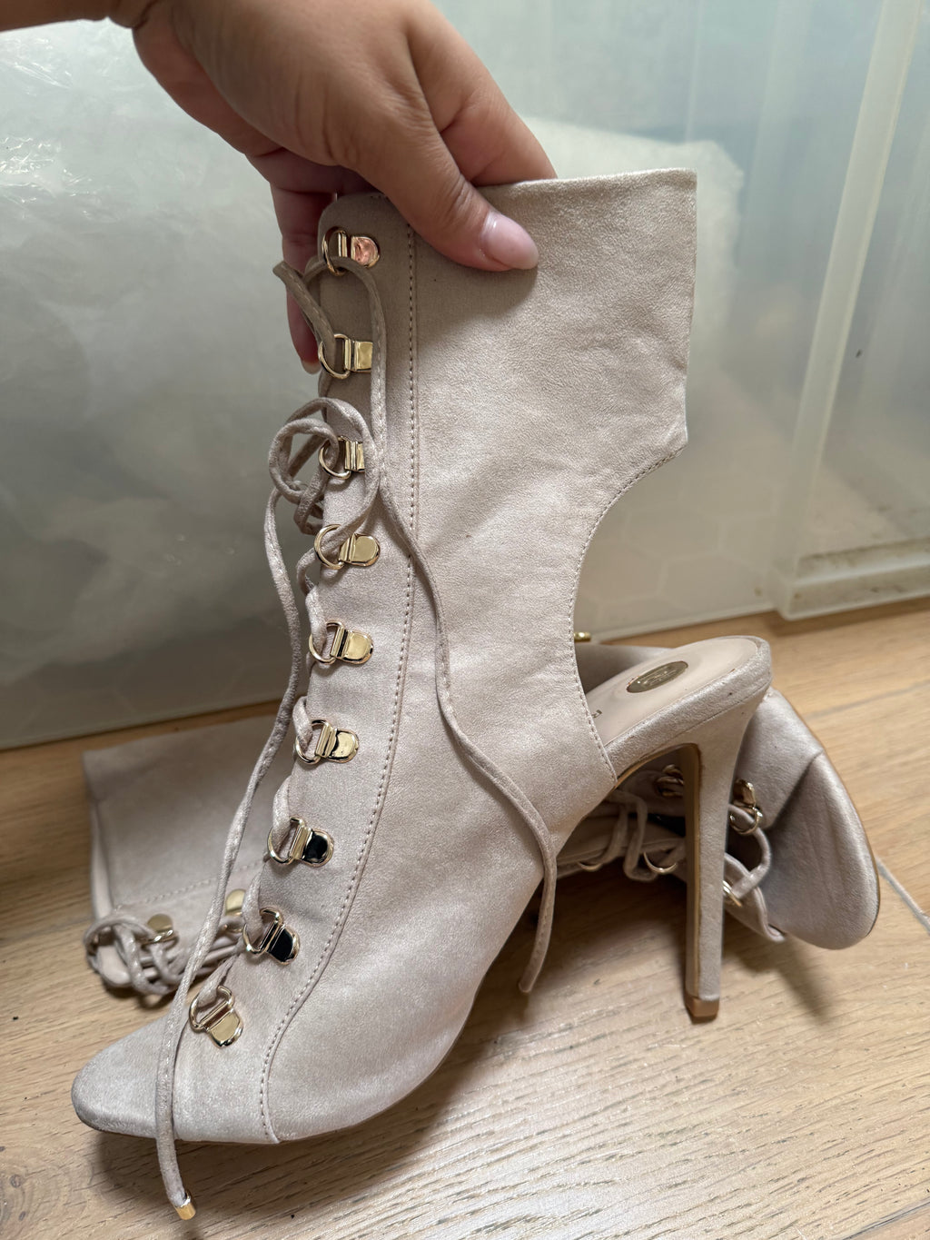 Beige lace up heels / Open toe & ankle