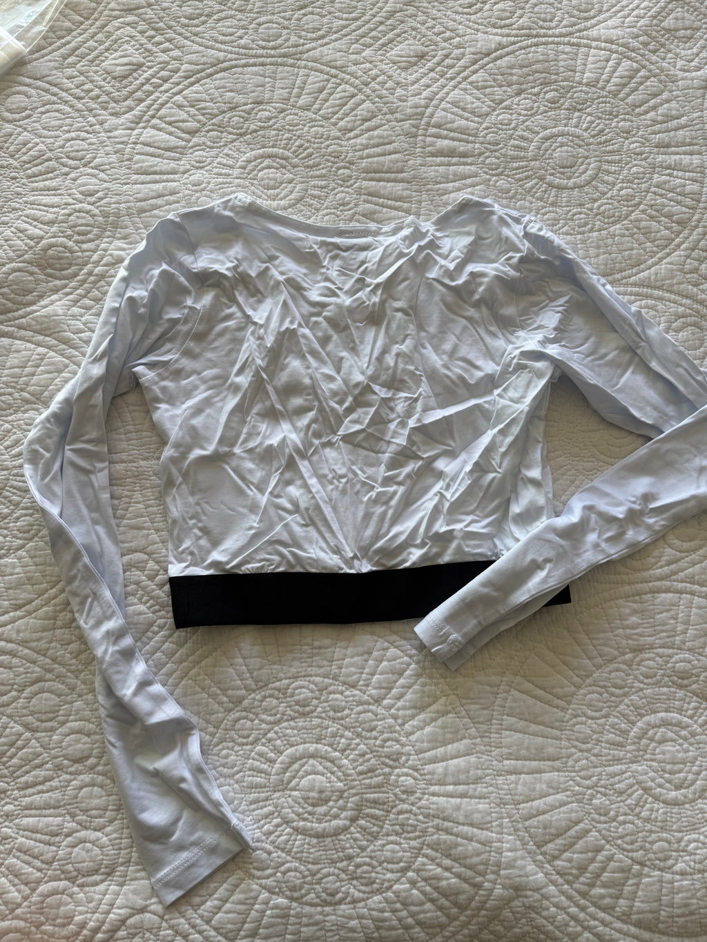 Pursue Fitness White top
