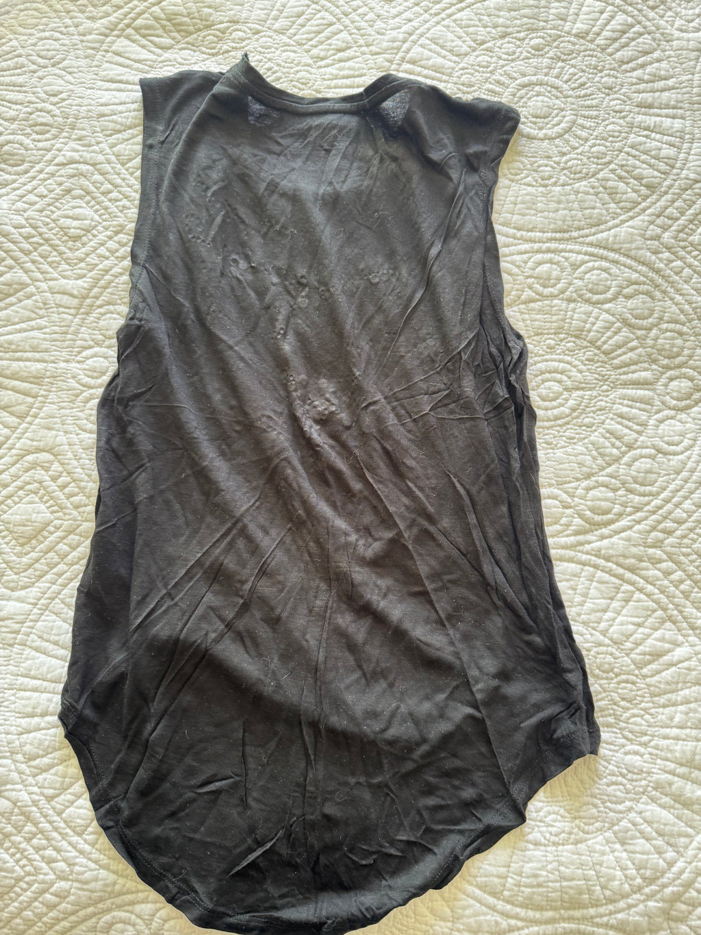 Black peace sign top, petite