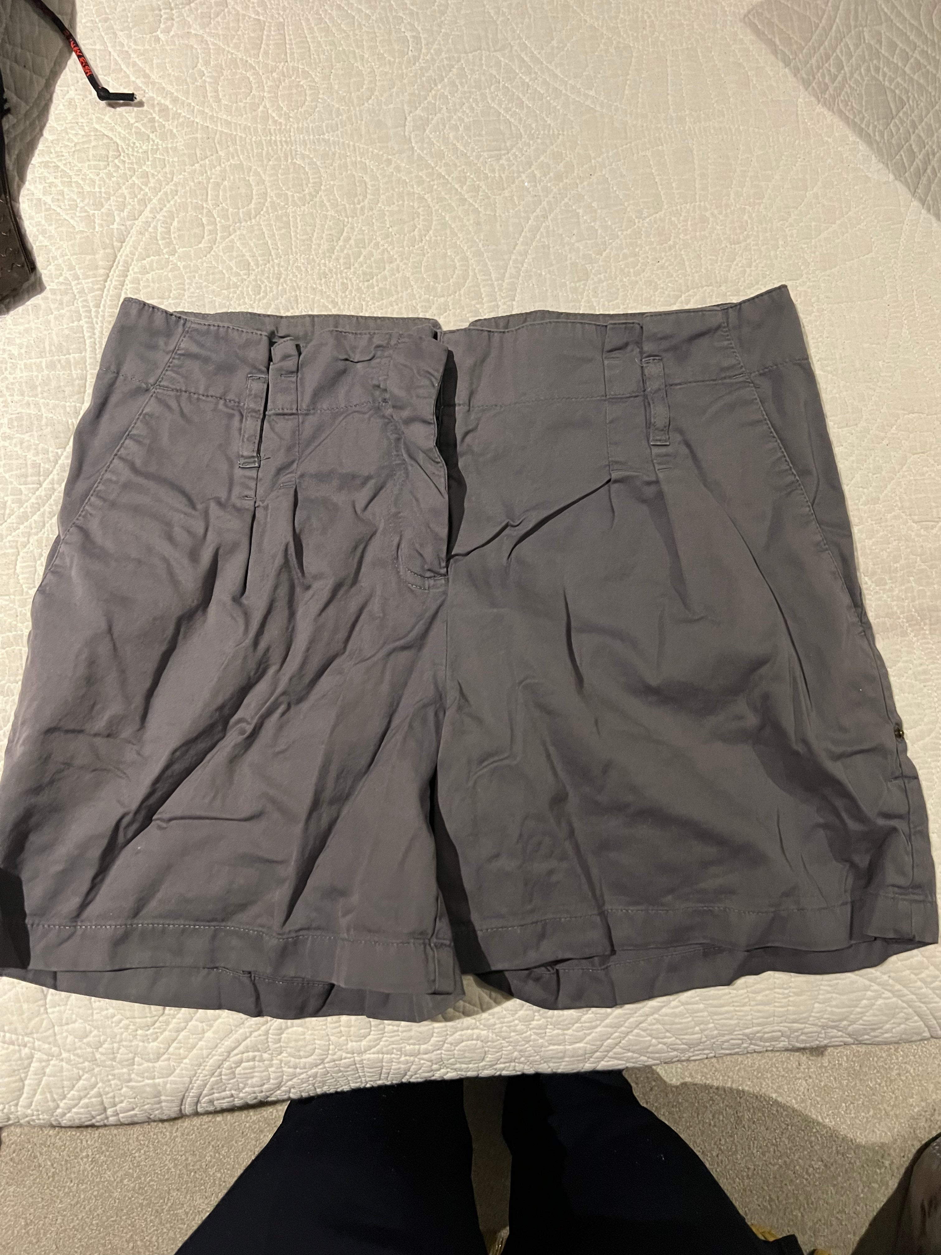 Grey shorts
