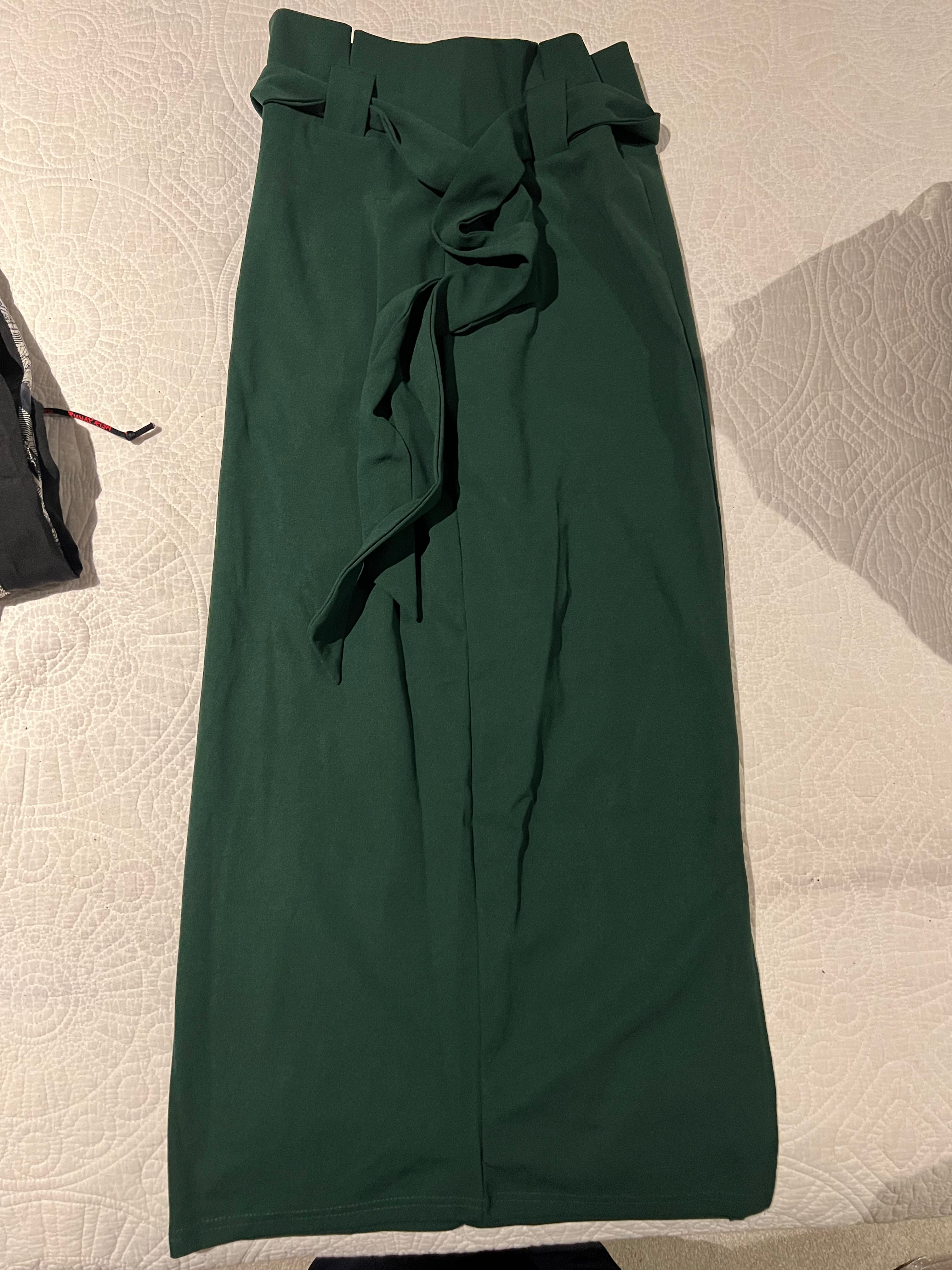 Green maxi skirt