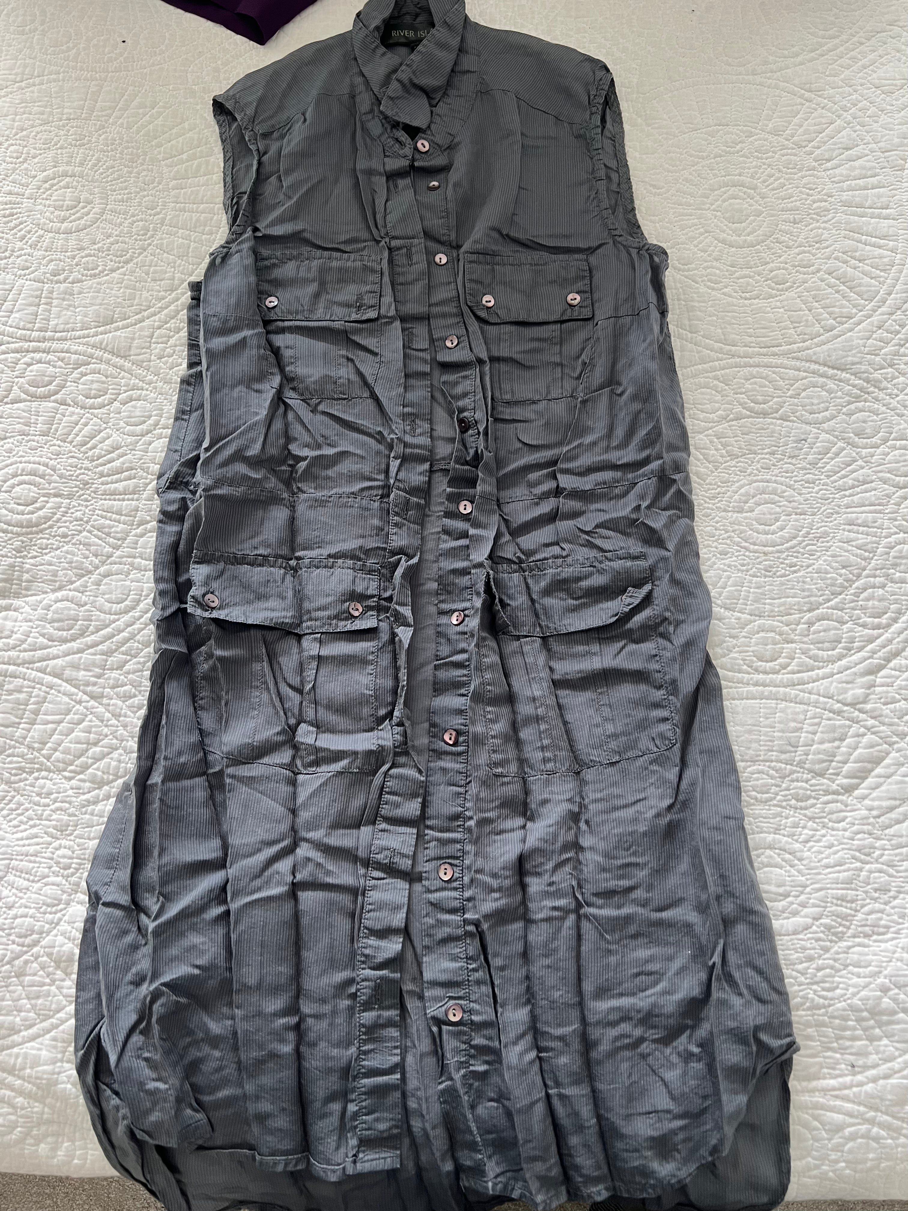 Sleeveless shirt dress