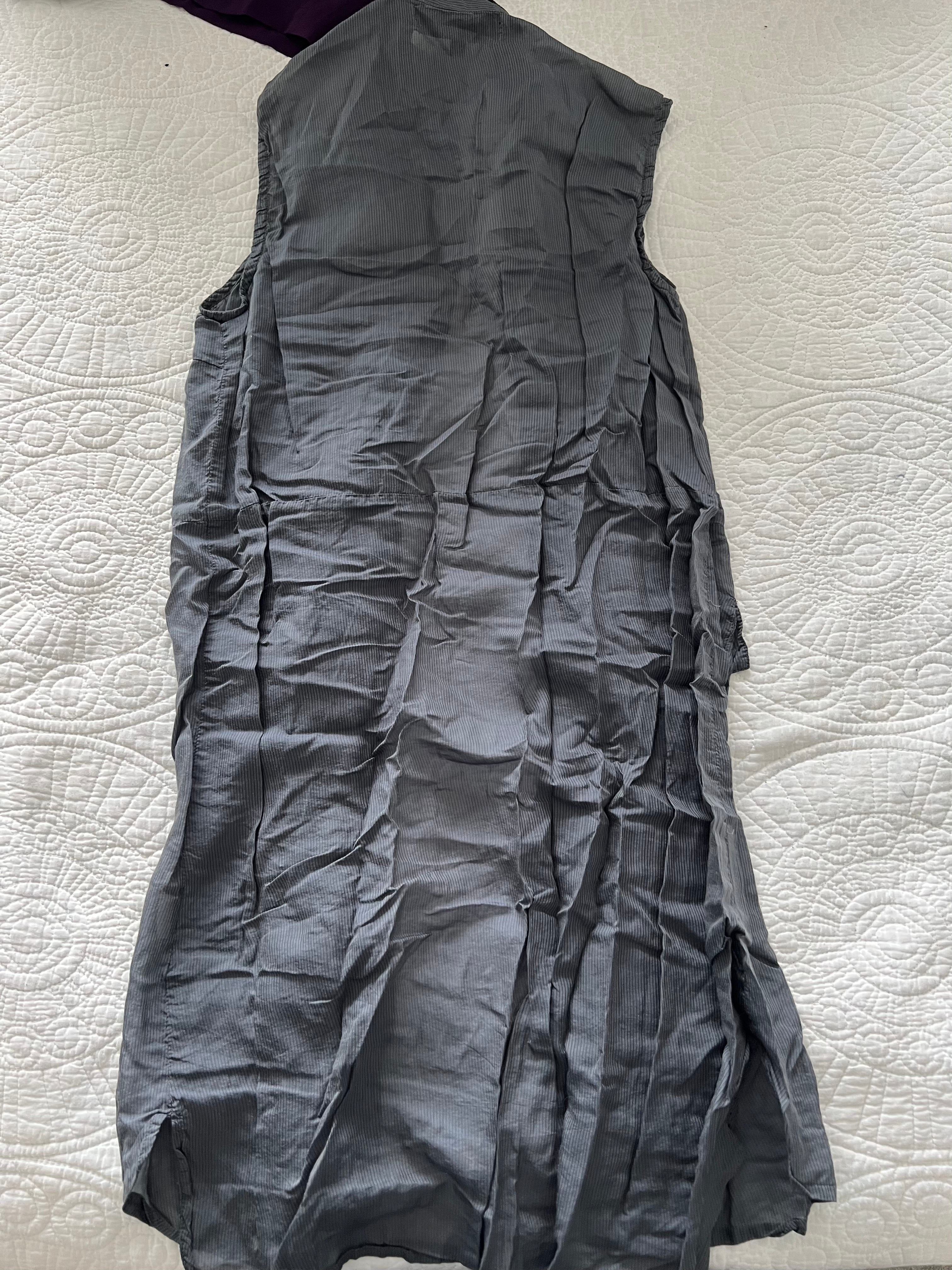 Sleeveless shirt dress