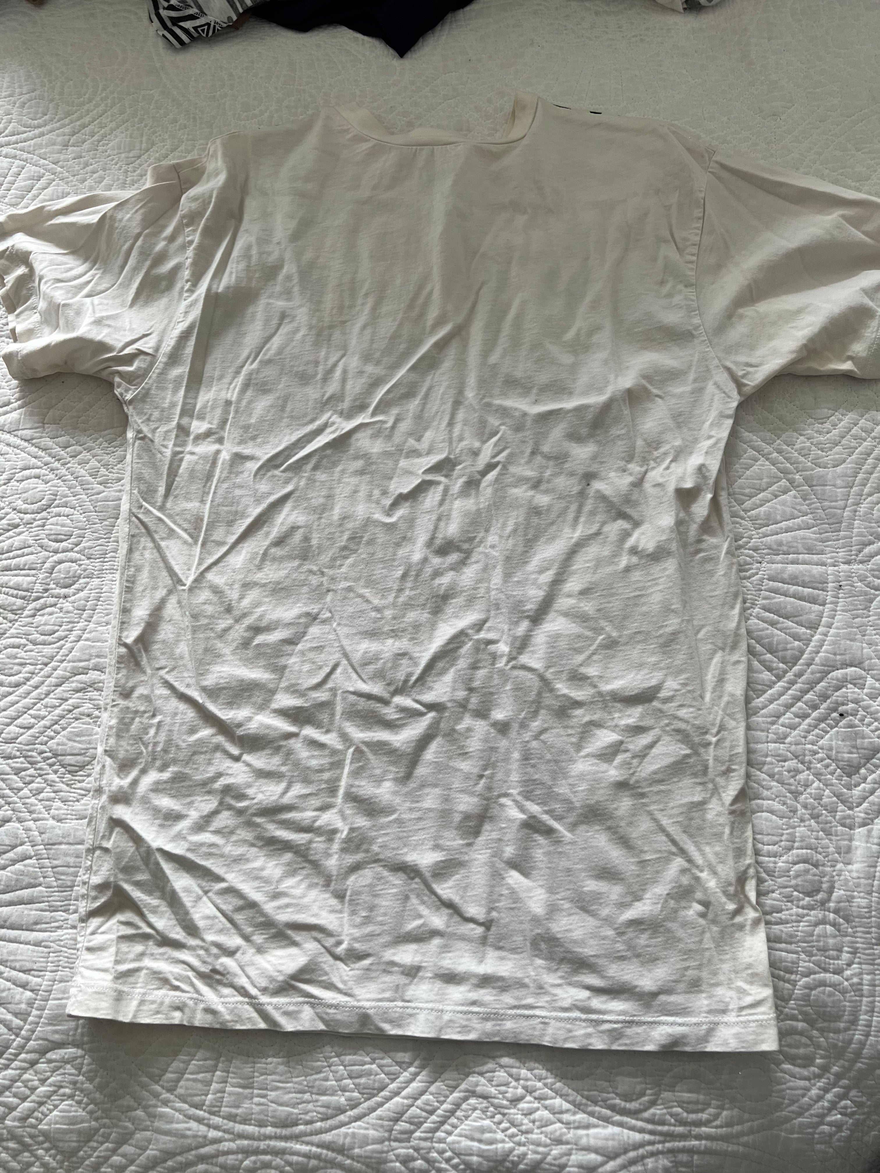 White/black graphic top