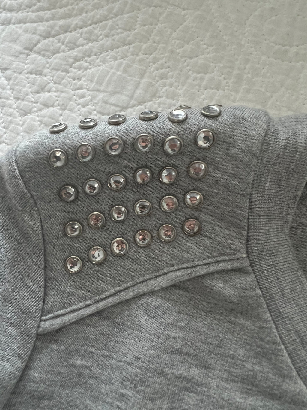 3/4 sleeve grey top
