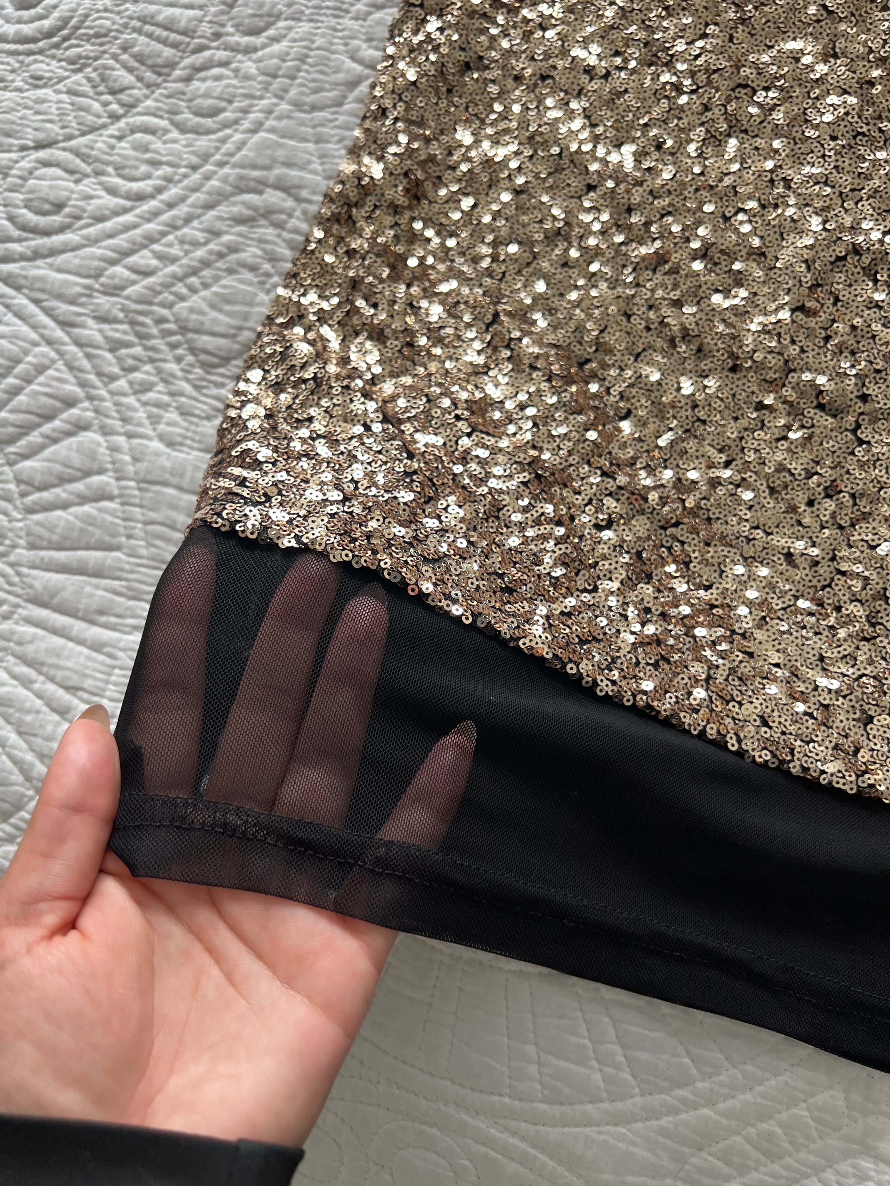 Gold sequence top