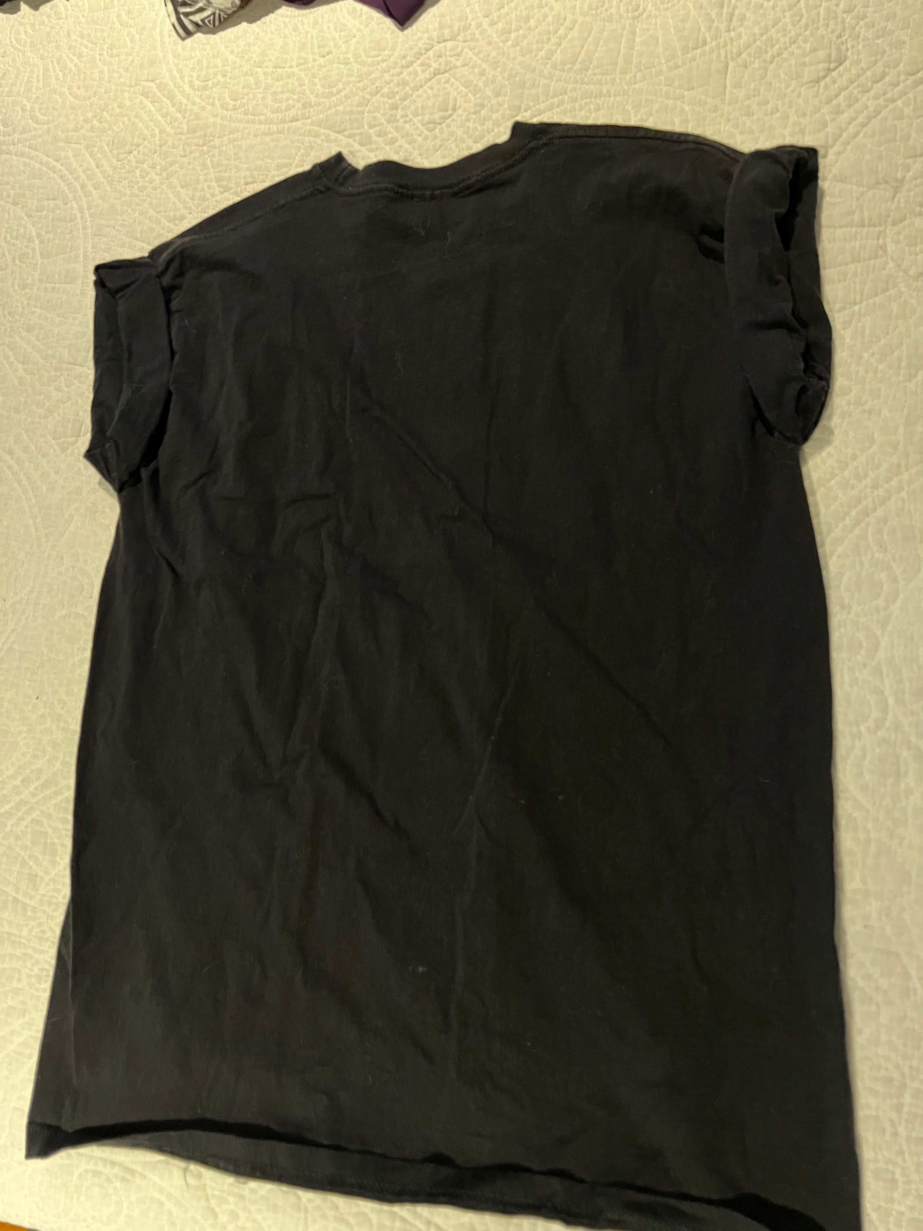 Black short sleeve top