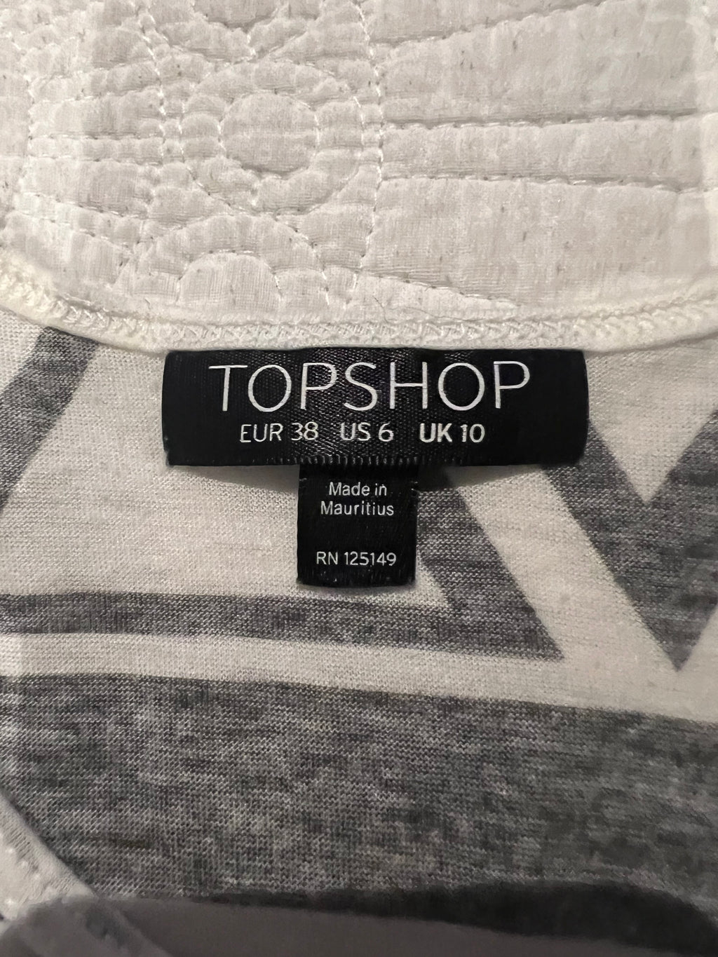 Black/White top