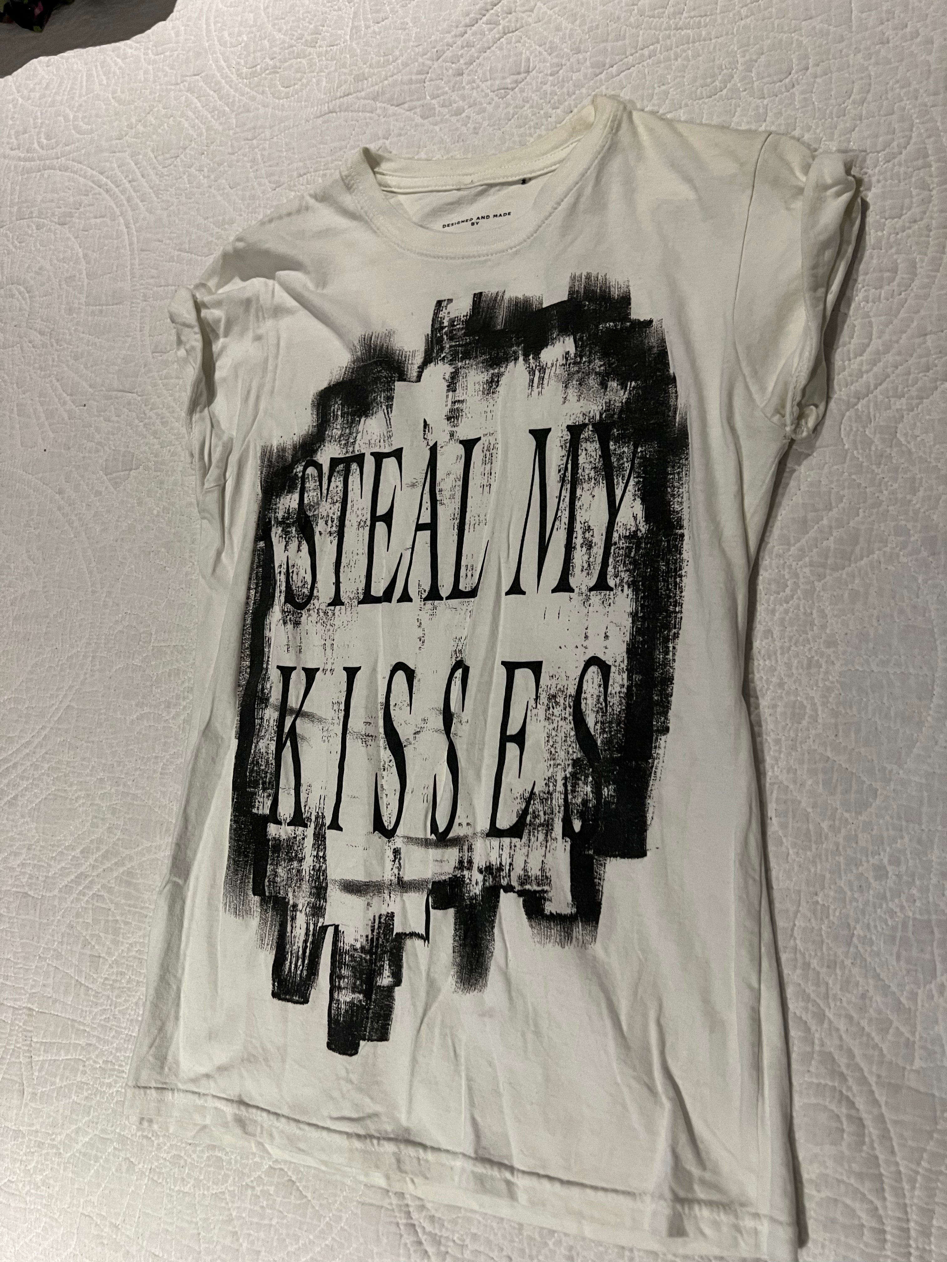 White graphic top