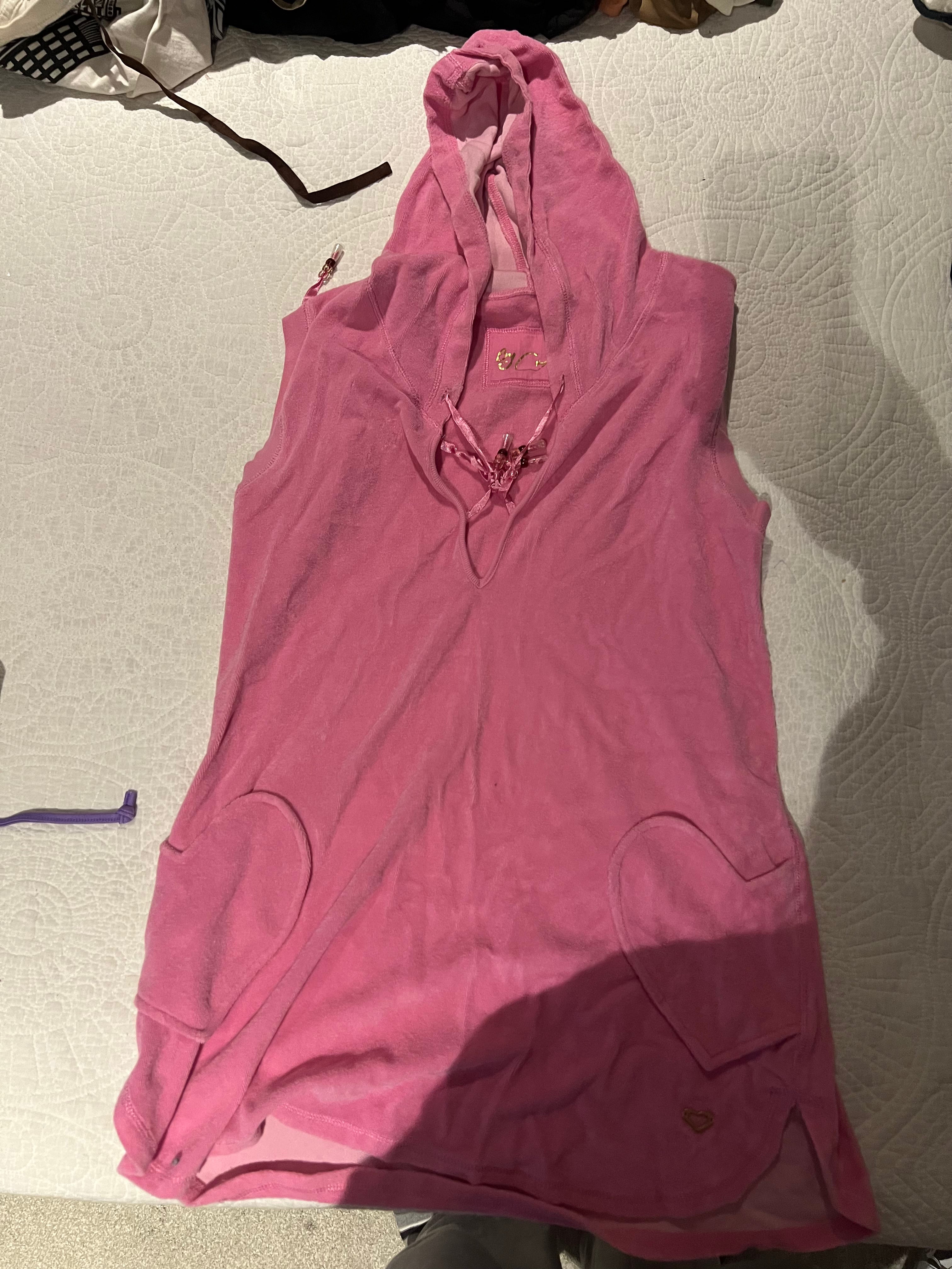 Pink sleeveless top