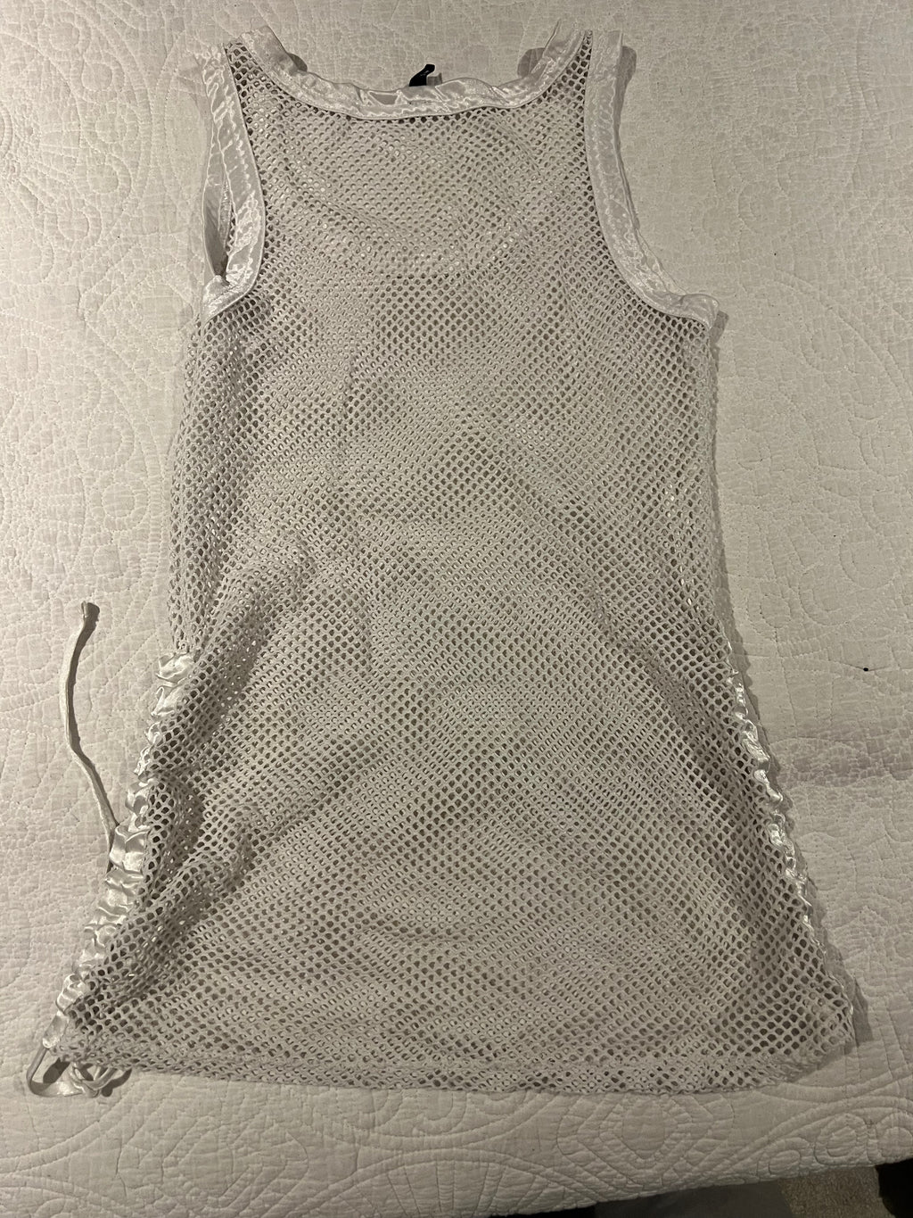 White vest top