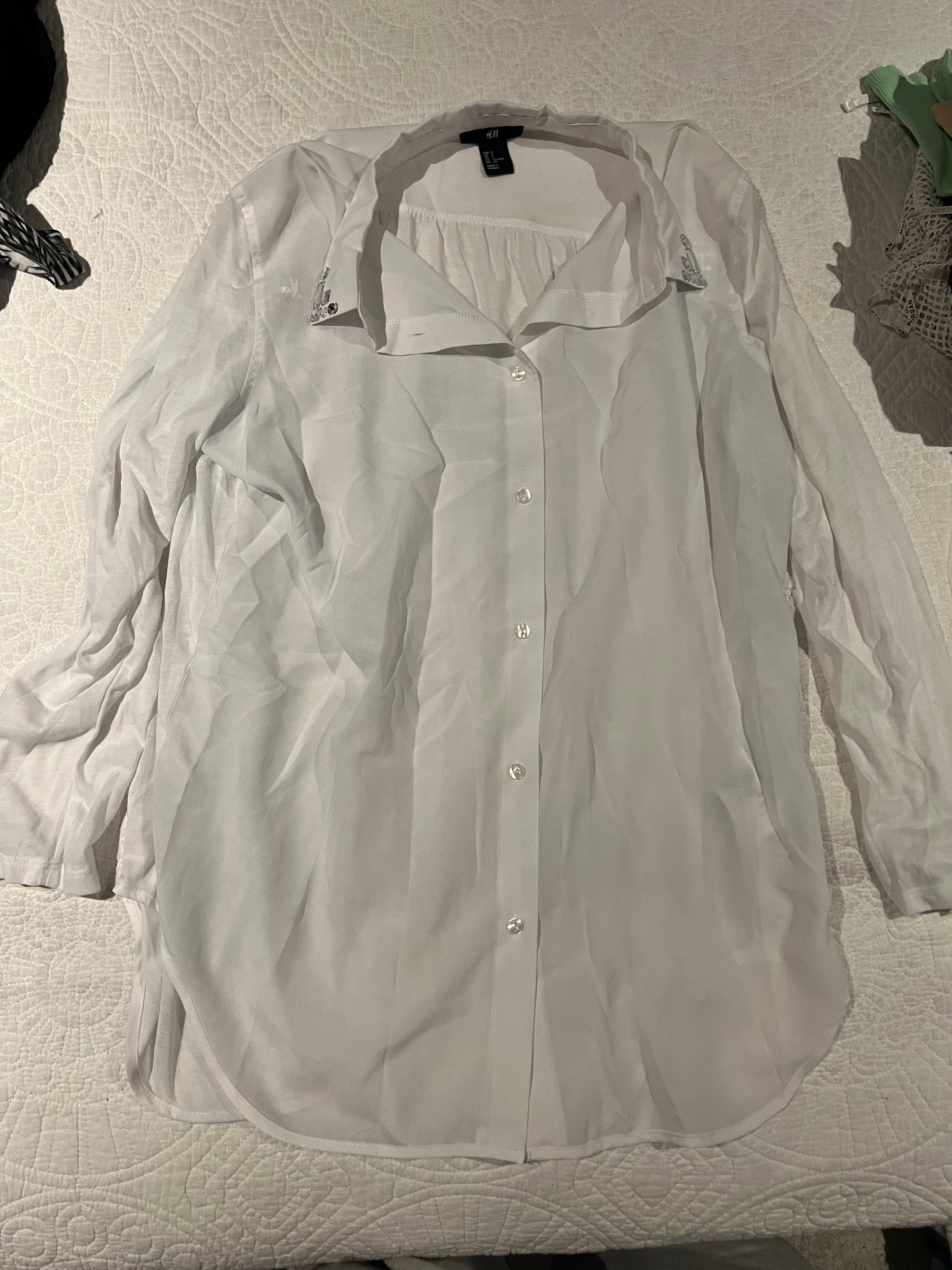 White long sleeve shirt