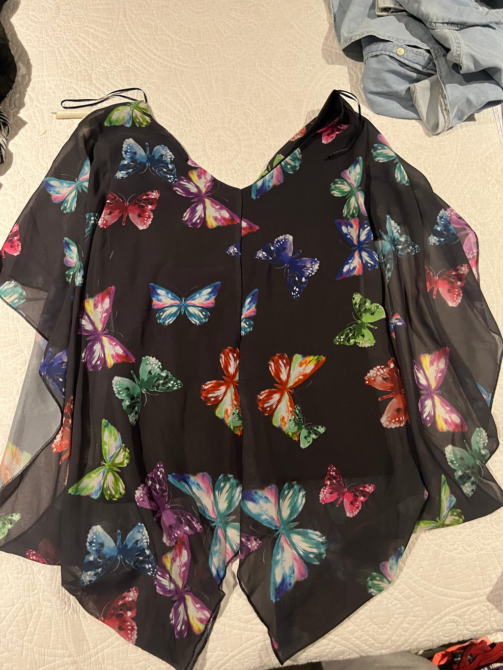 Black butterfly print flowy top