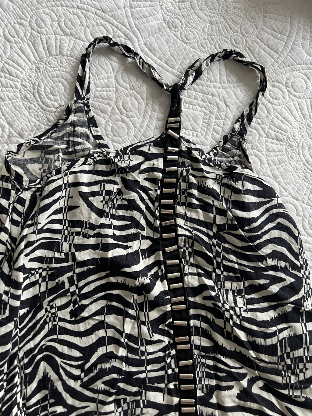 Black/white top with beads