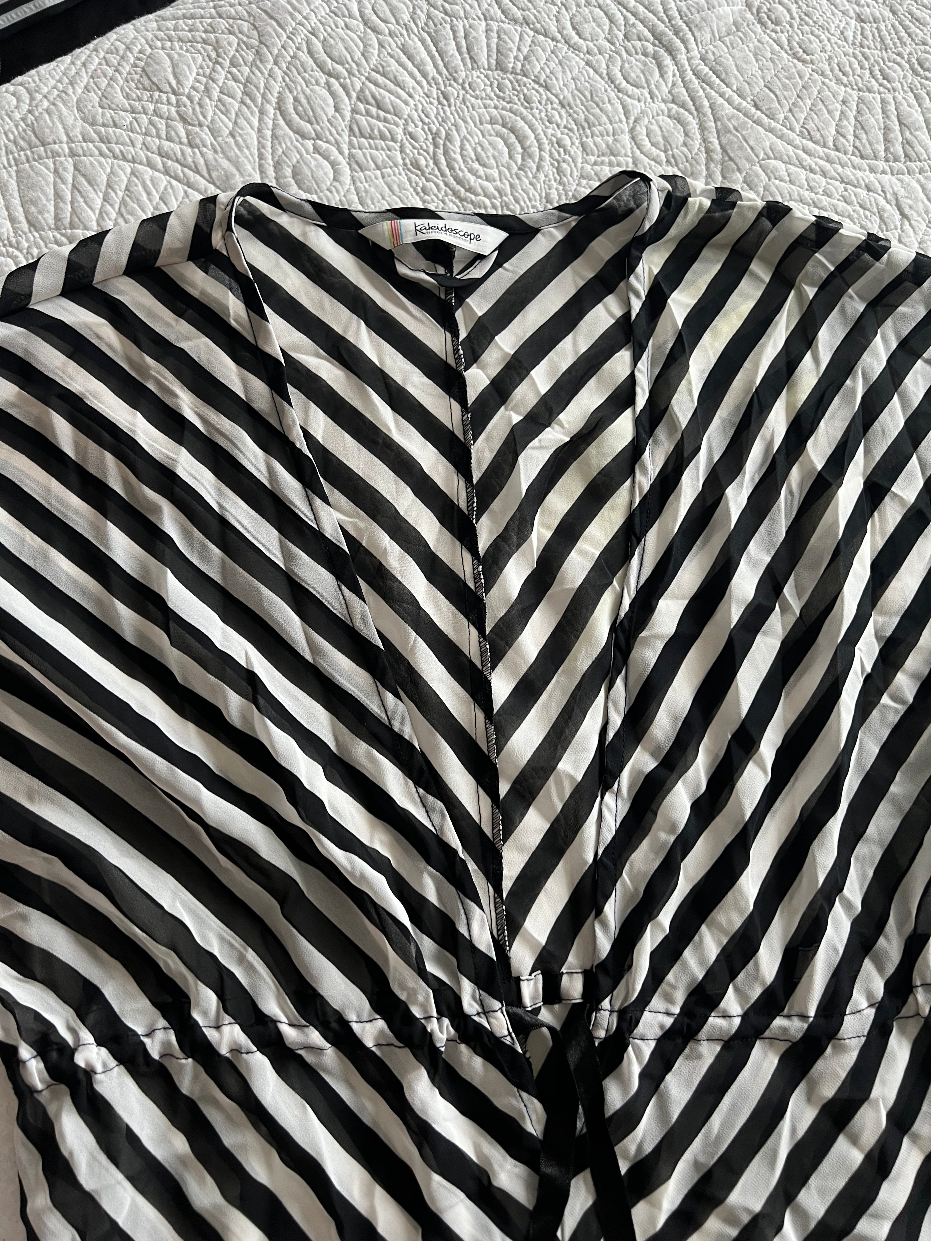 Black/white stripped romper