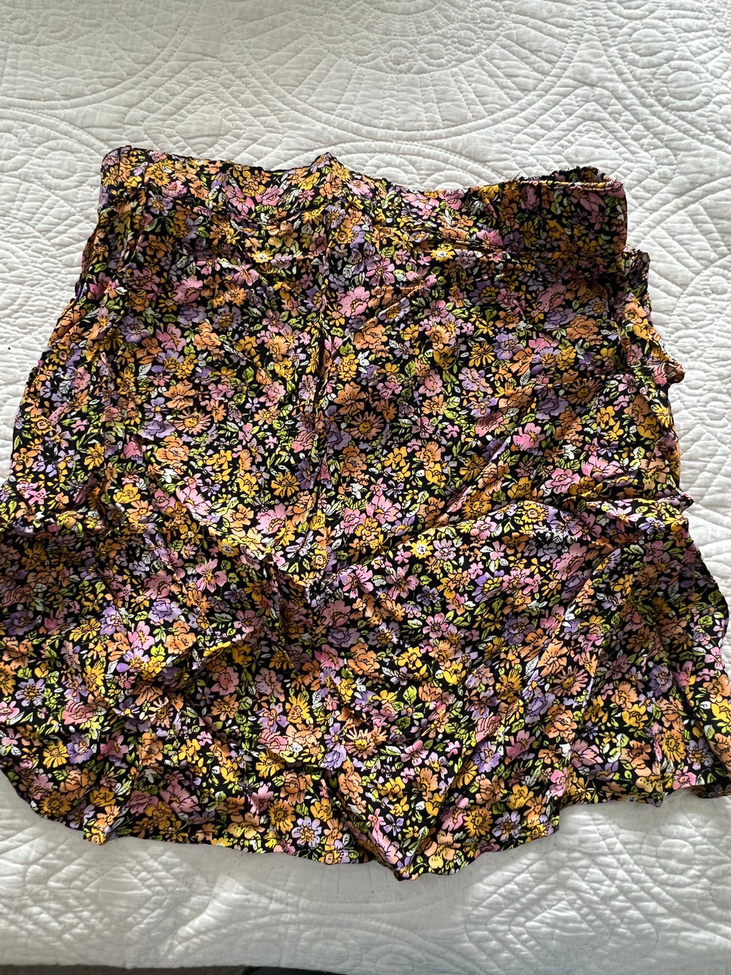 Mini flower print skirt
