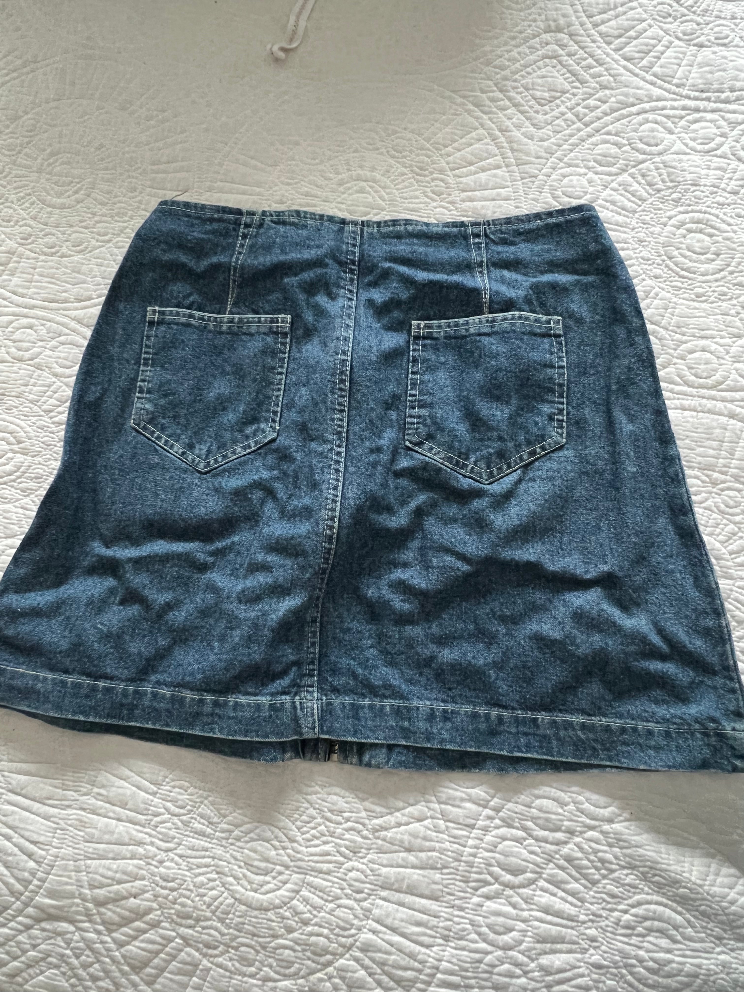 Mini denim skirt