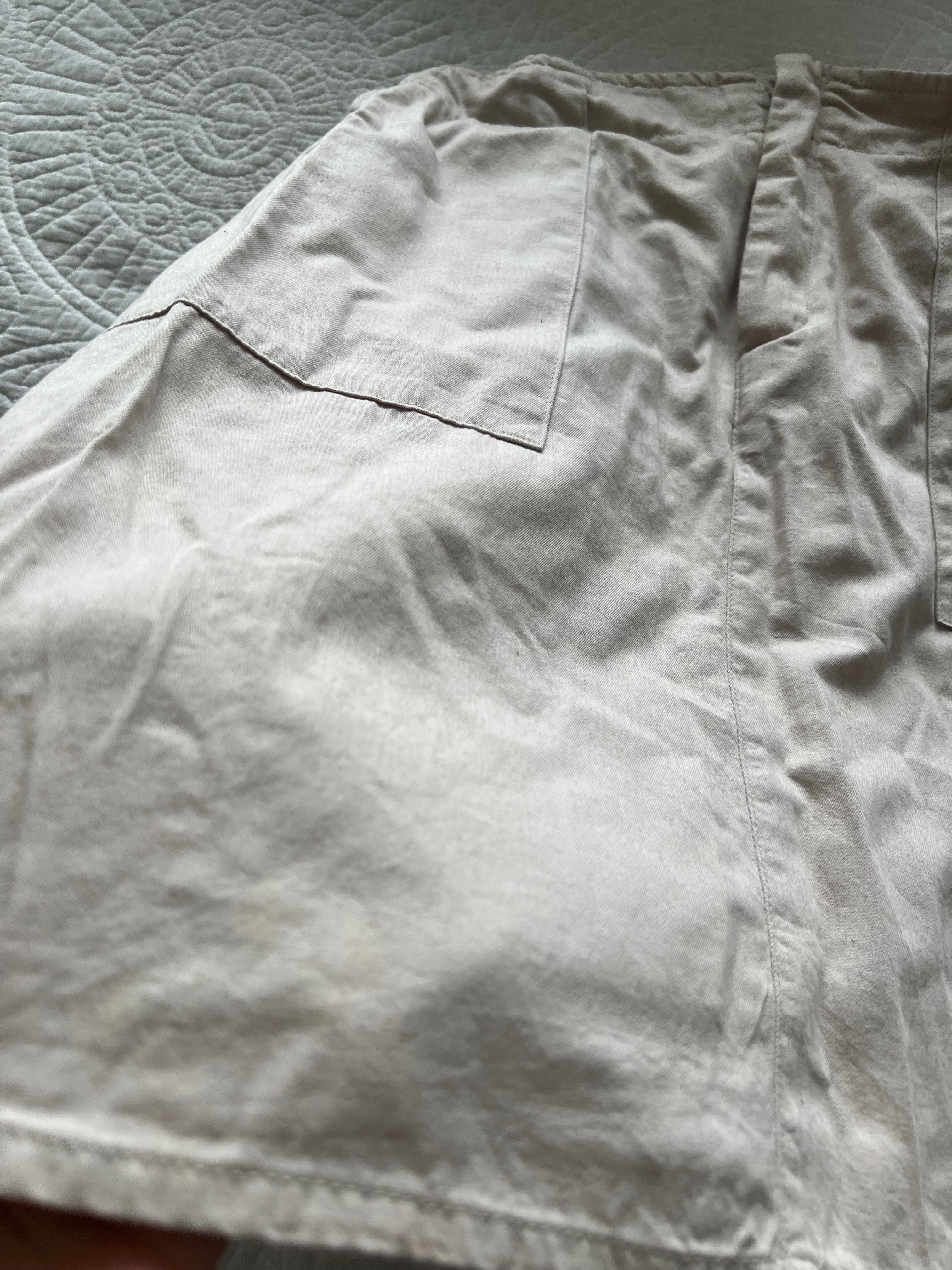 Beige skirt