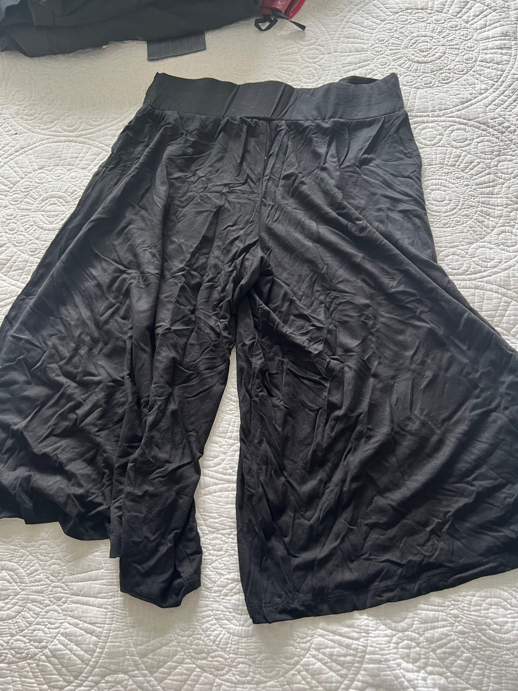 Black flowy trousers