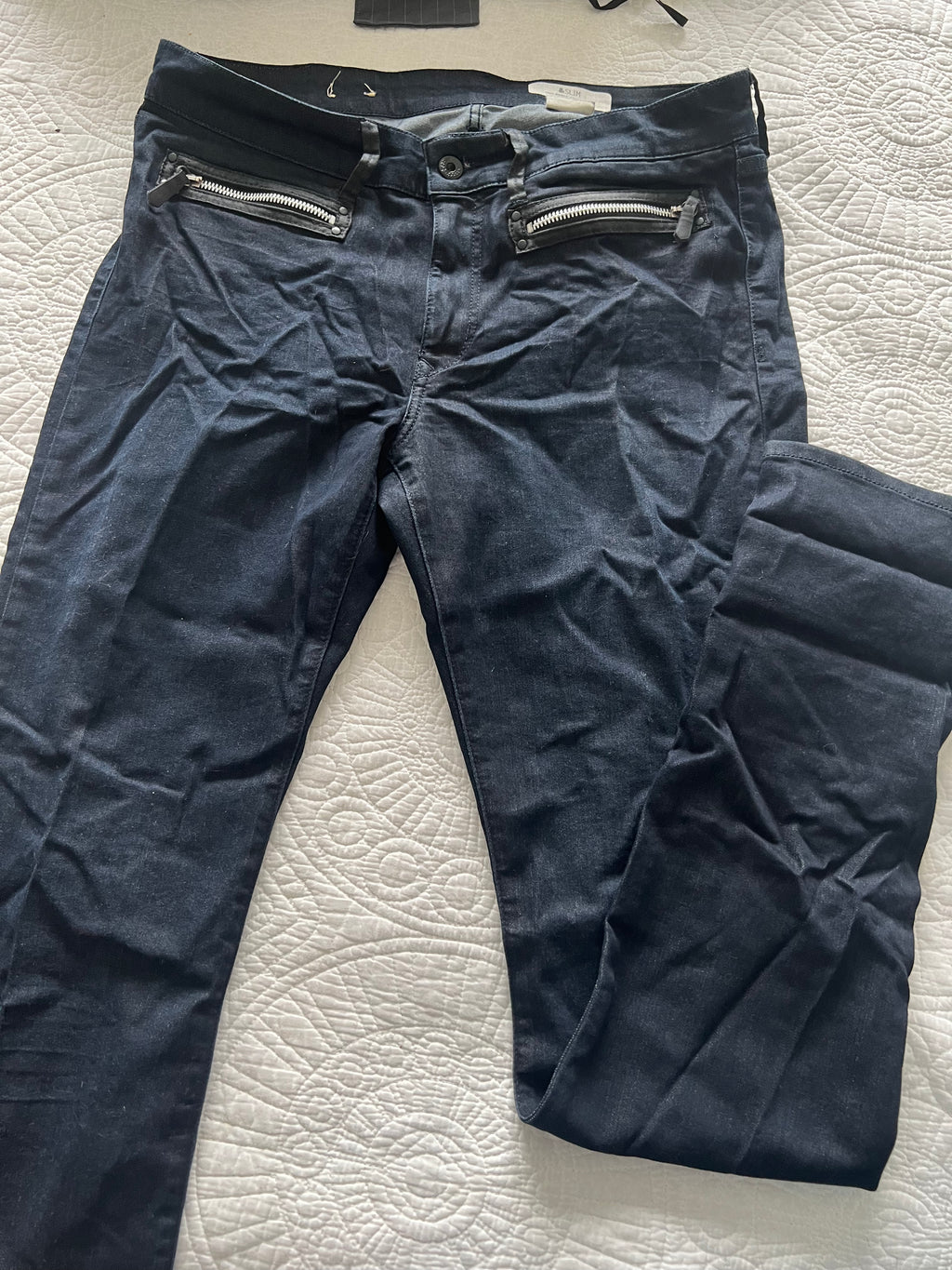 Skinny jeans