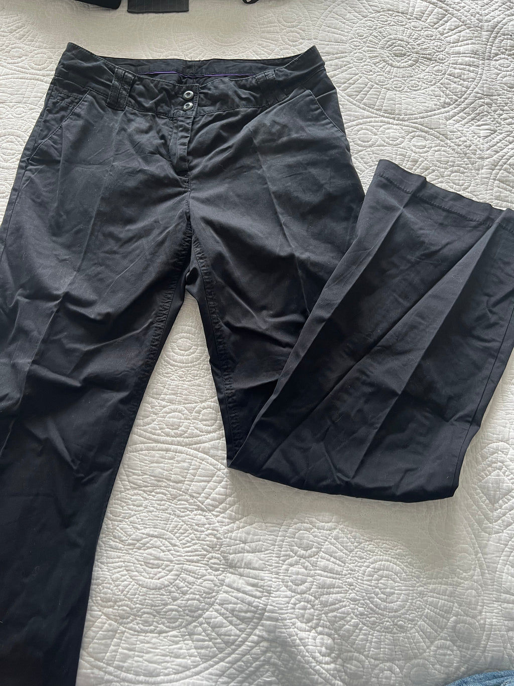 Black trousers