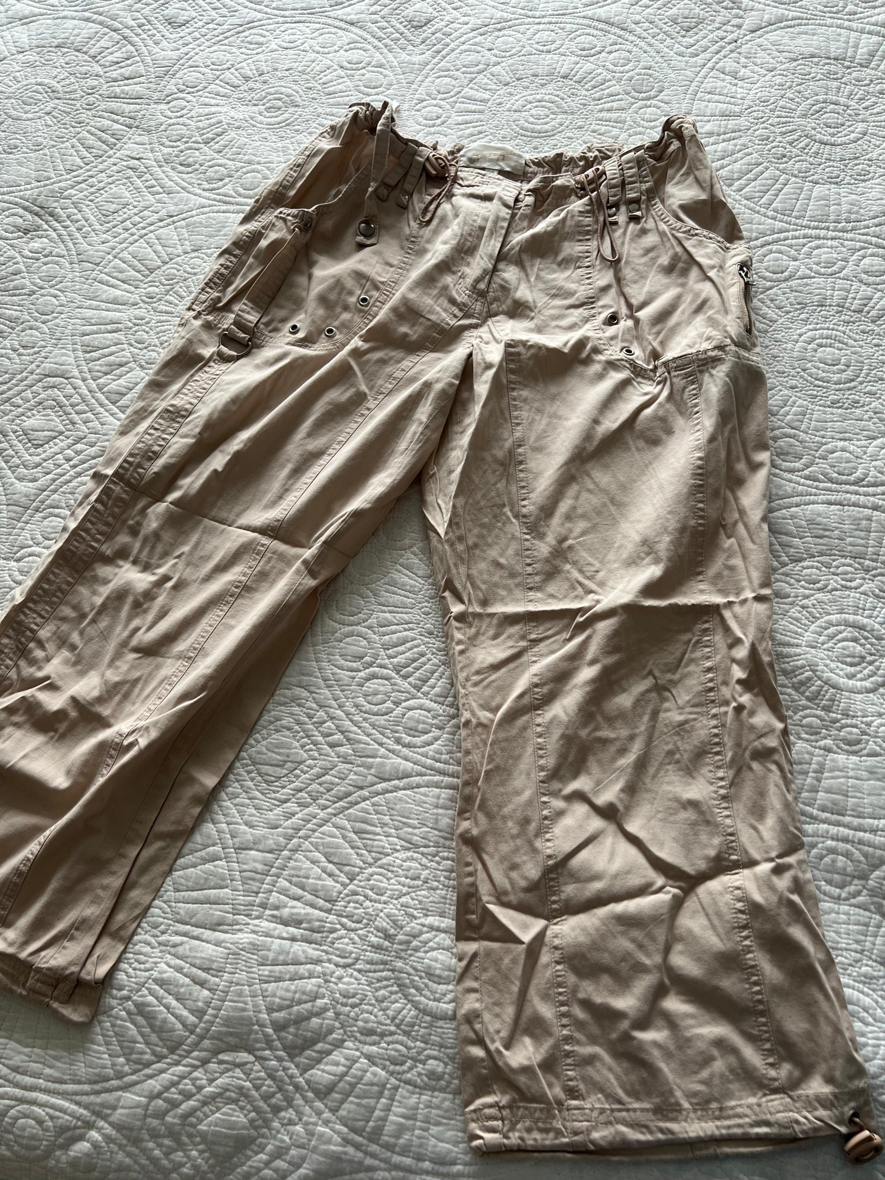 Nude trousers