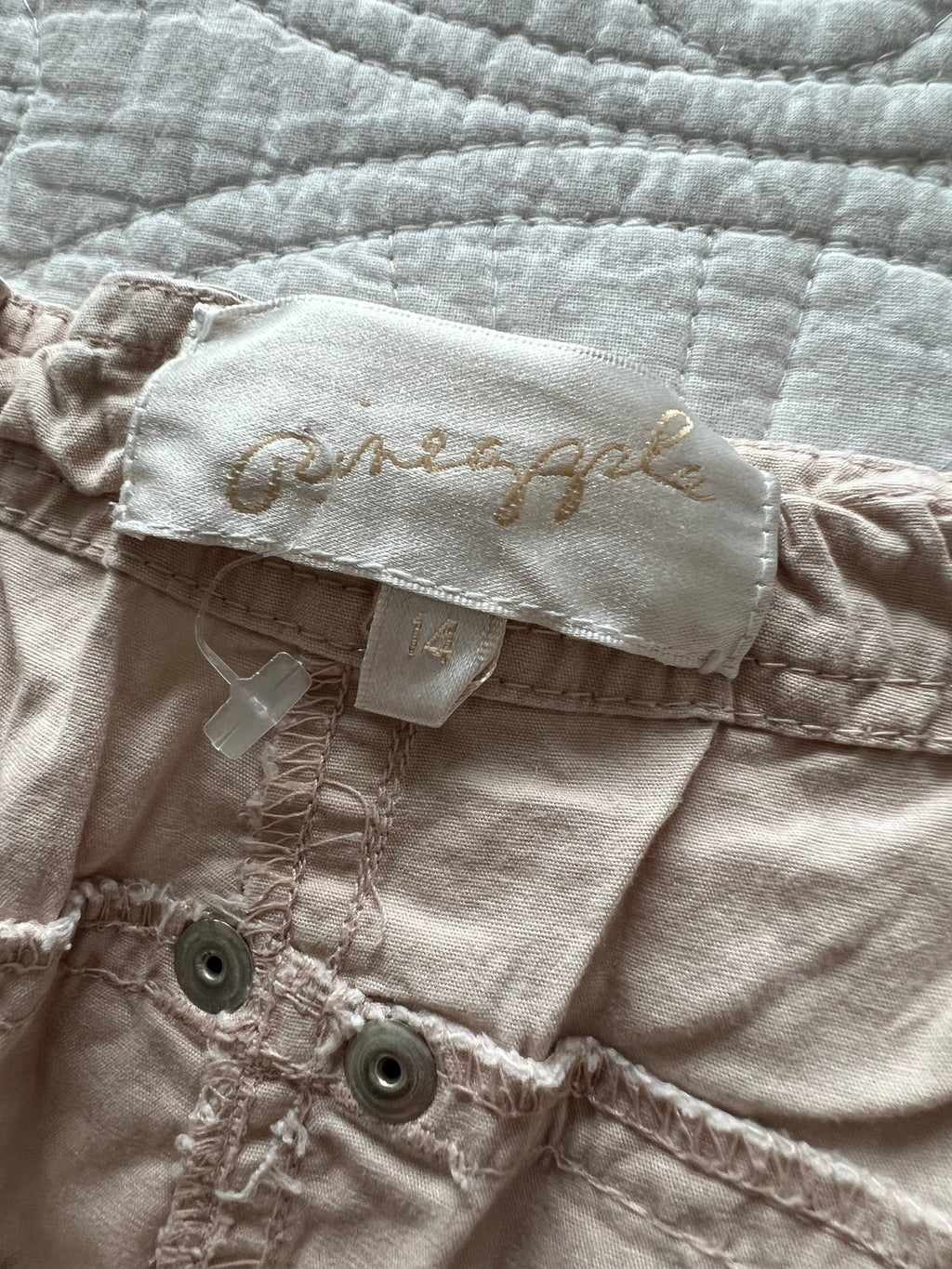 Nude trousers