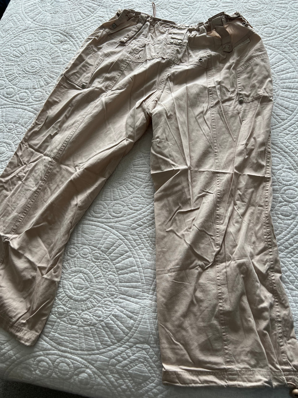 Nude trousers