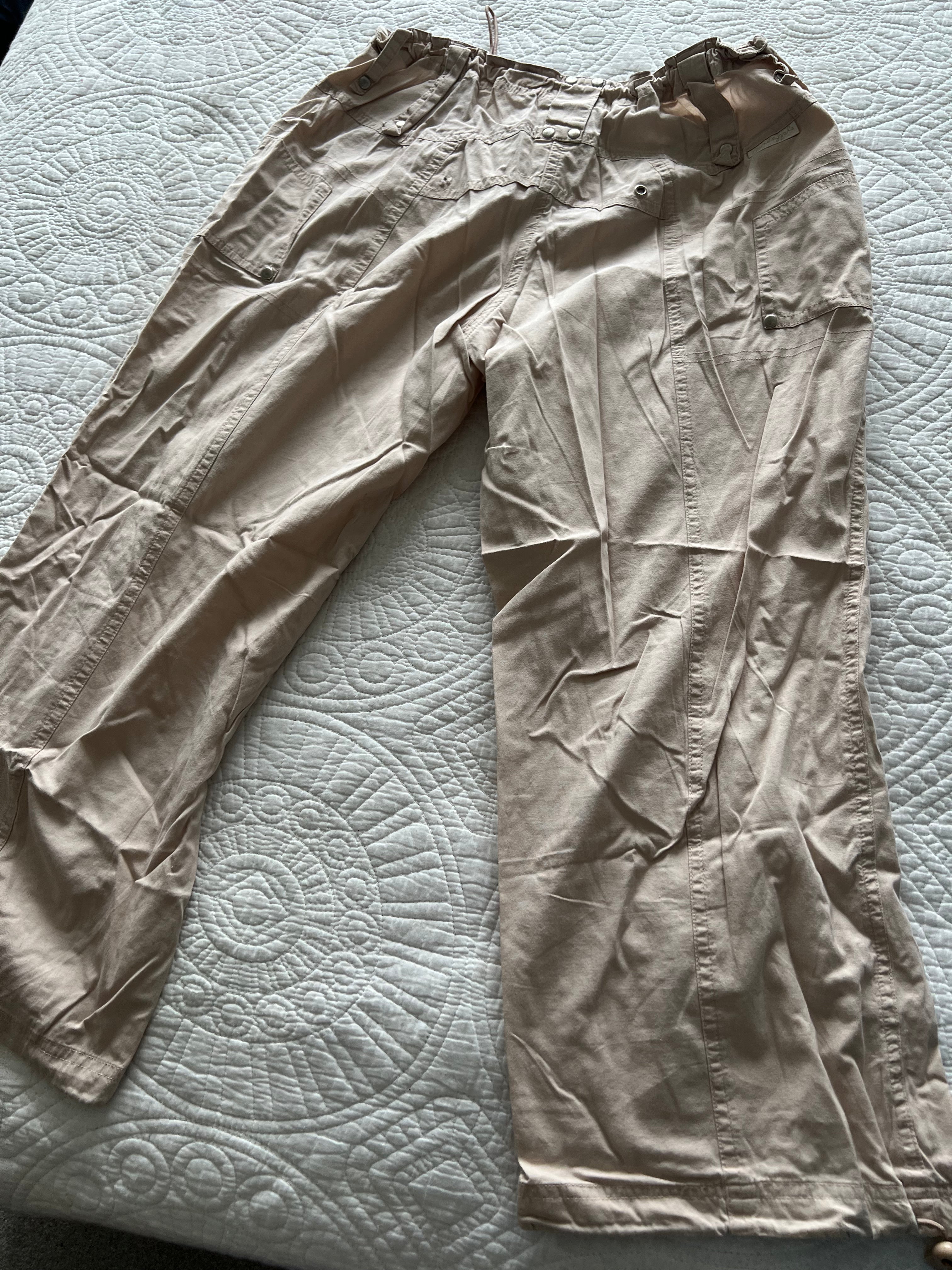 Nude trousers