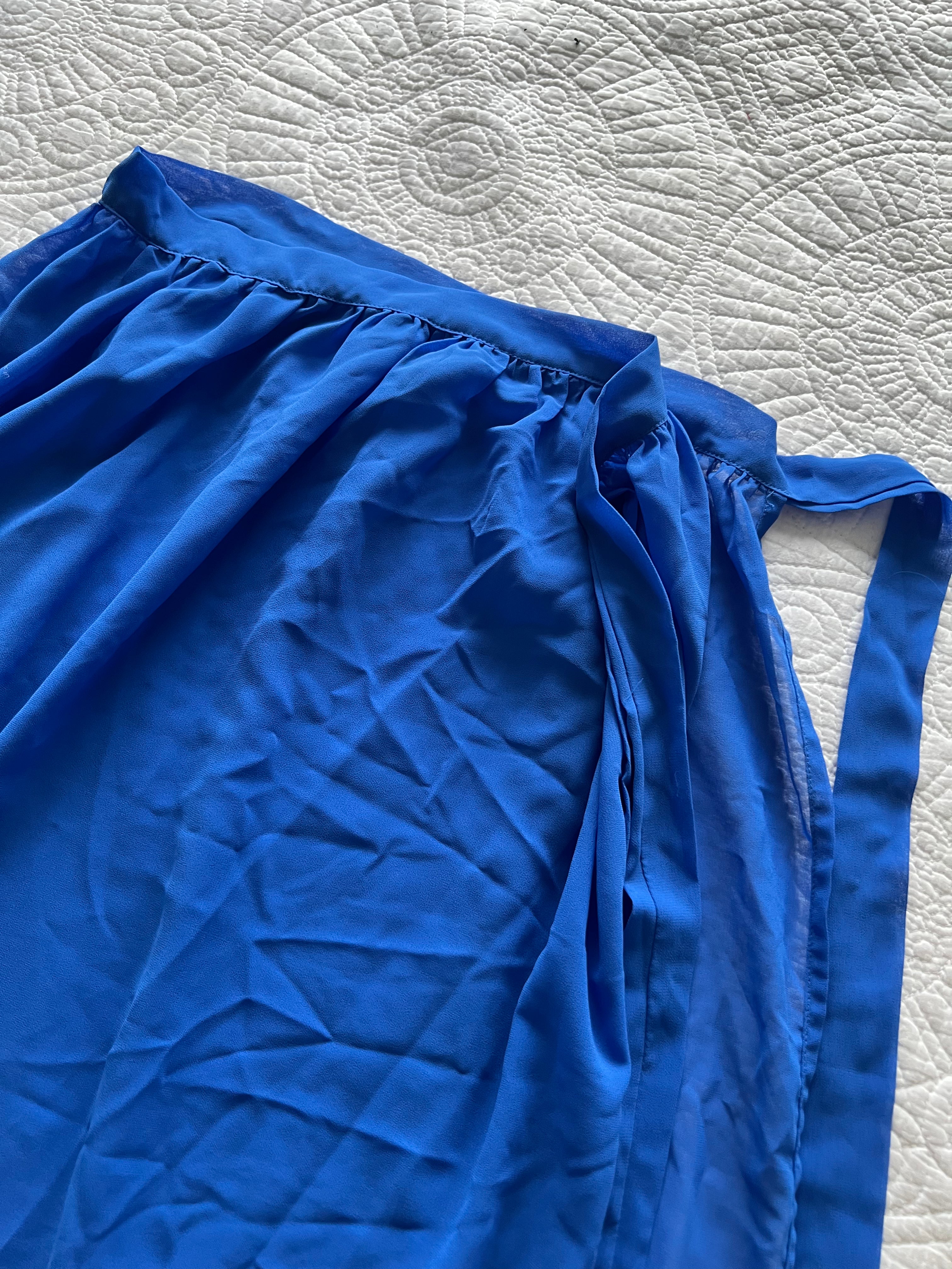 Maxi blue skirt