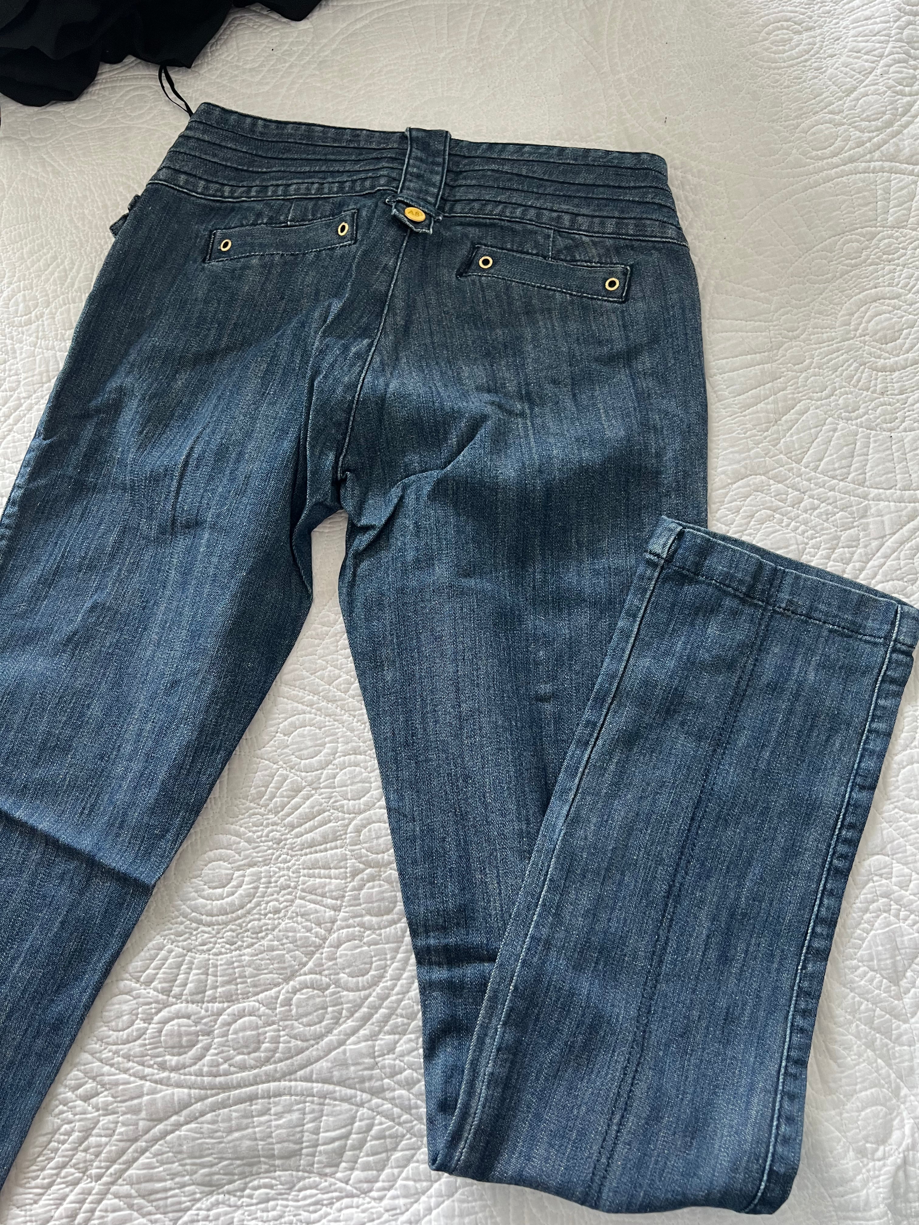 Apple bottoms jeans