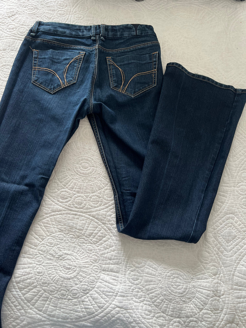 Low waisted jeans