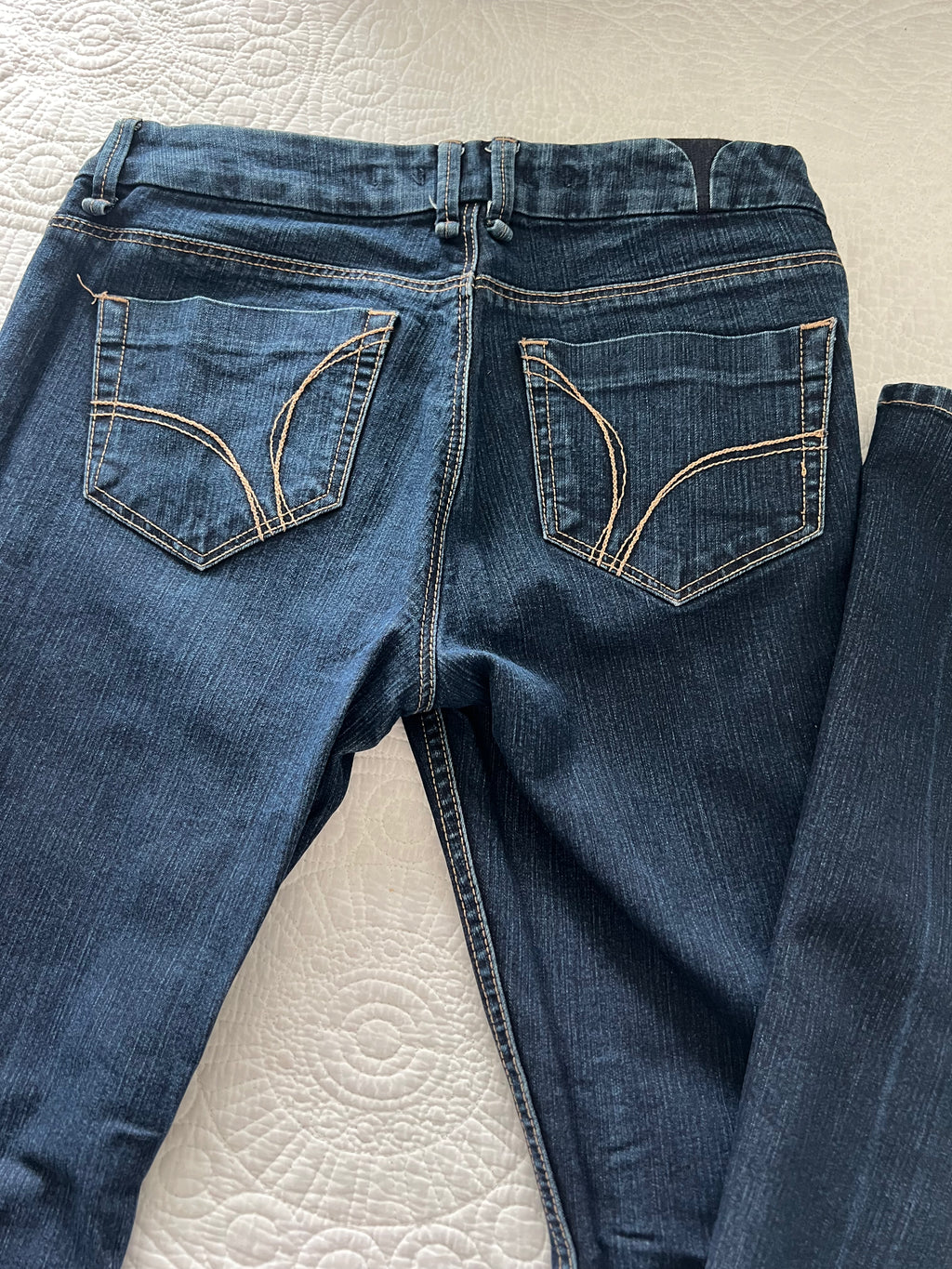 Low waisted jeans