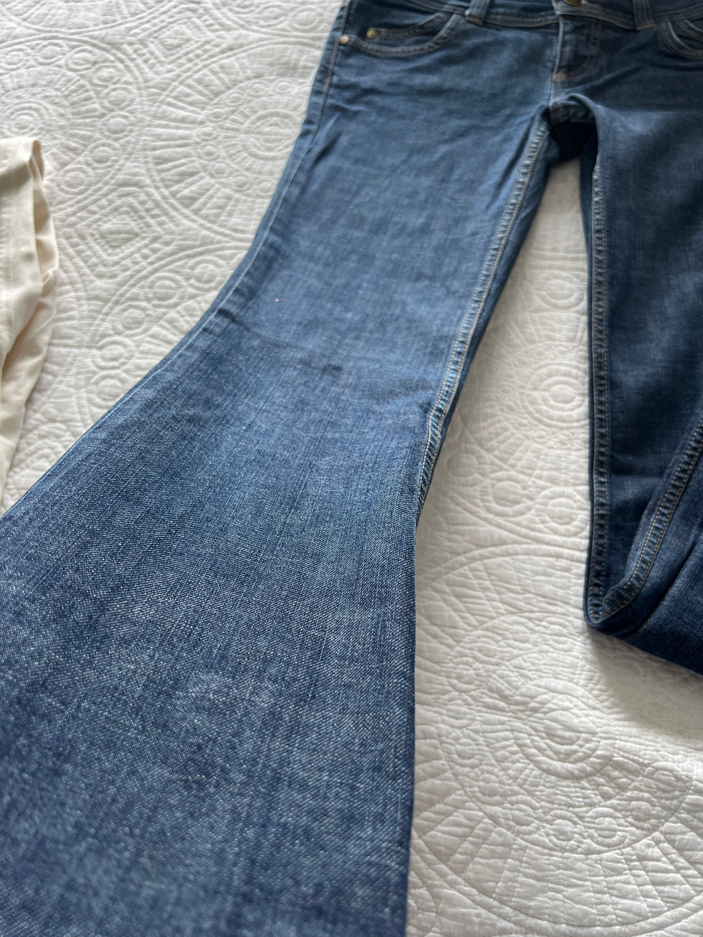 Low waisted jeans