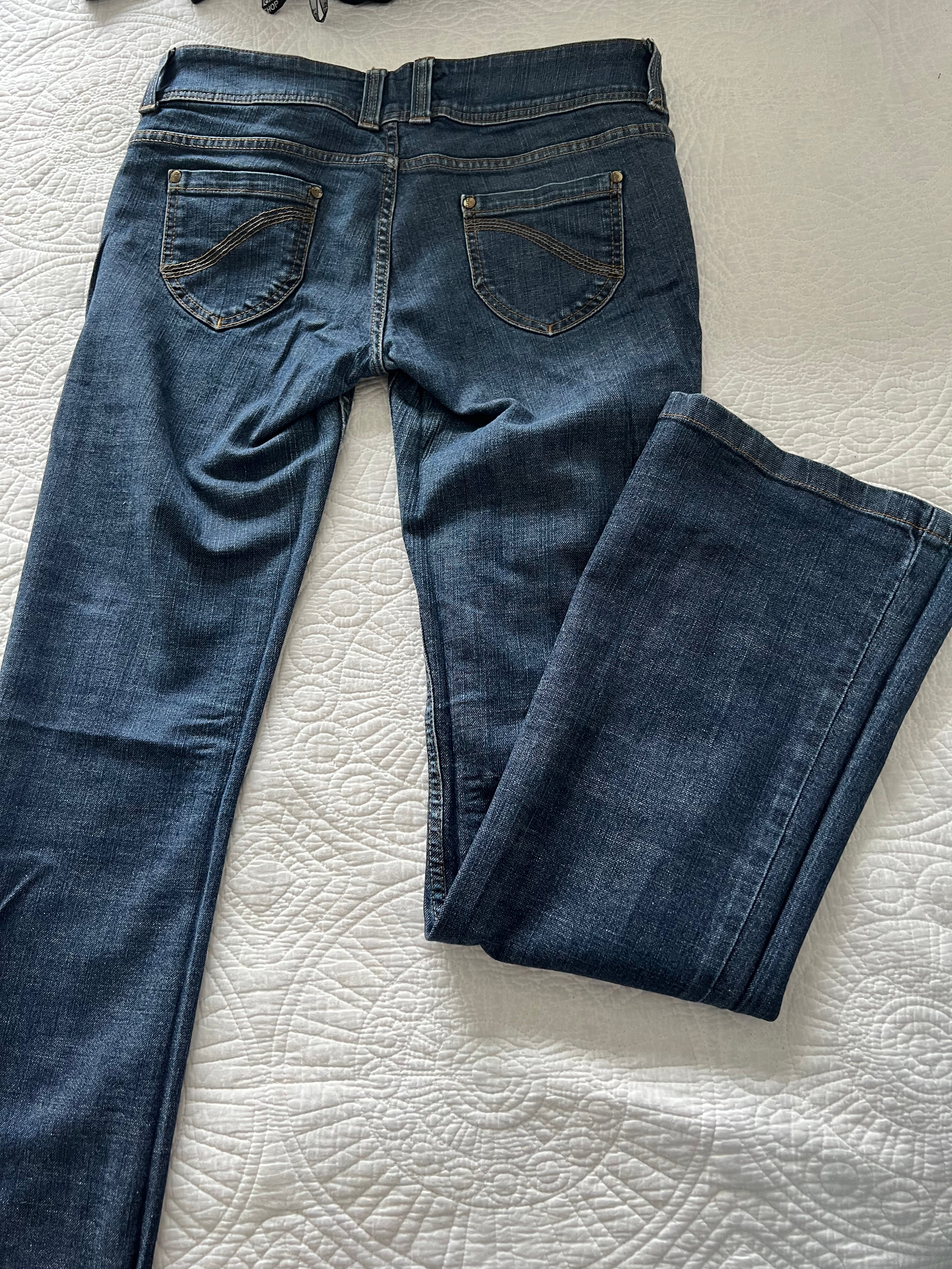 Low waisted jeans