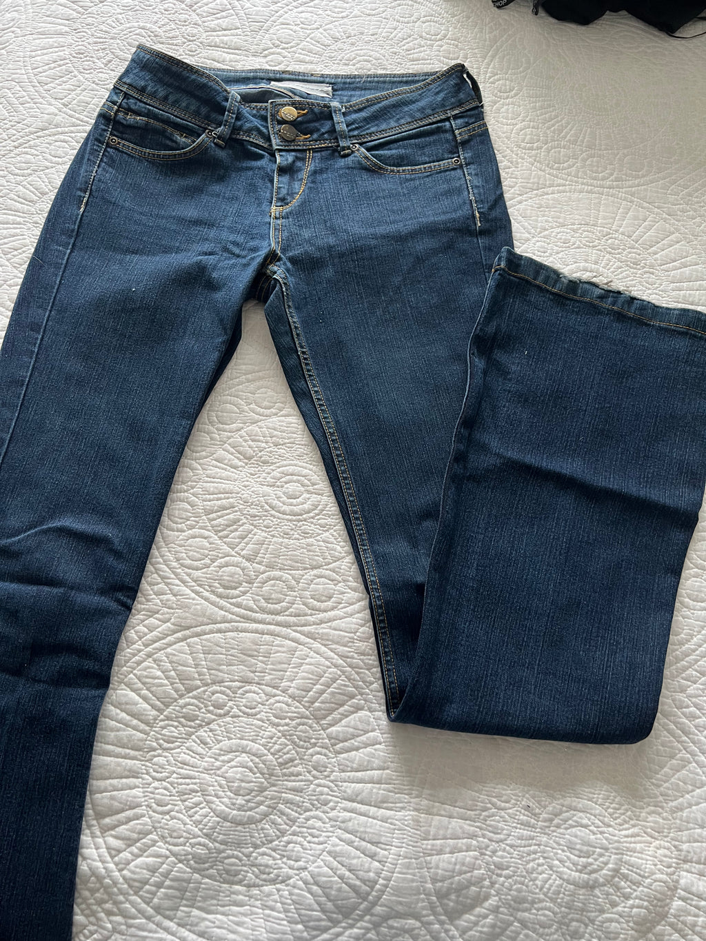 Blue low waisted jeans