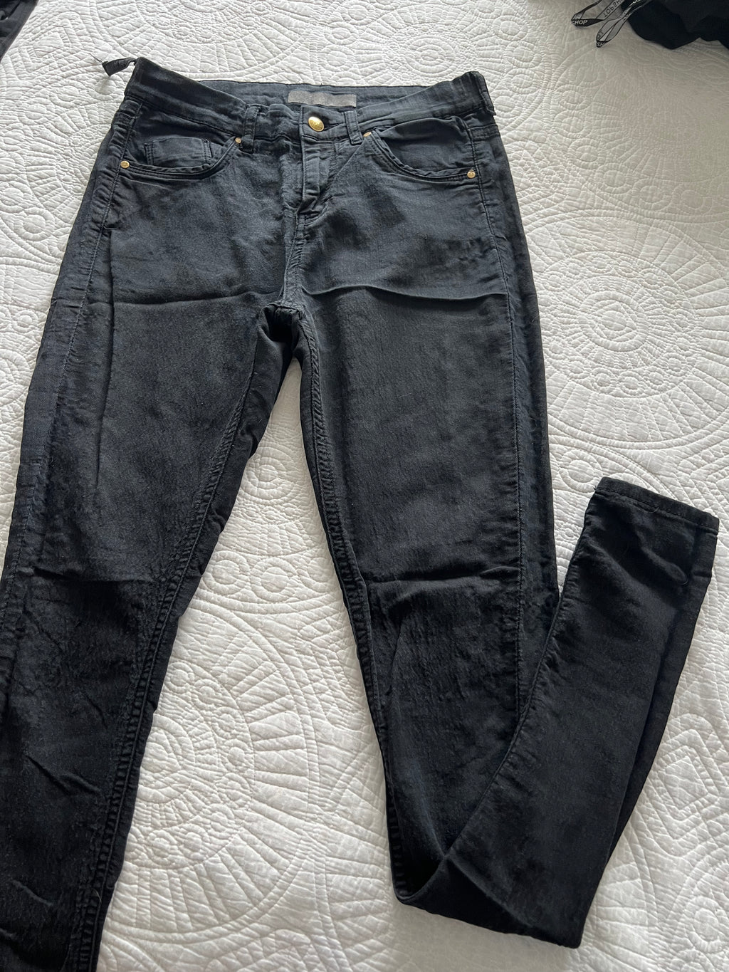 Black skinny jeans