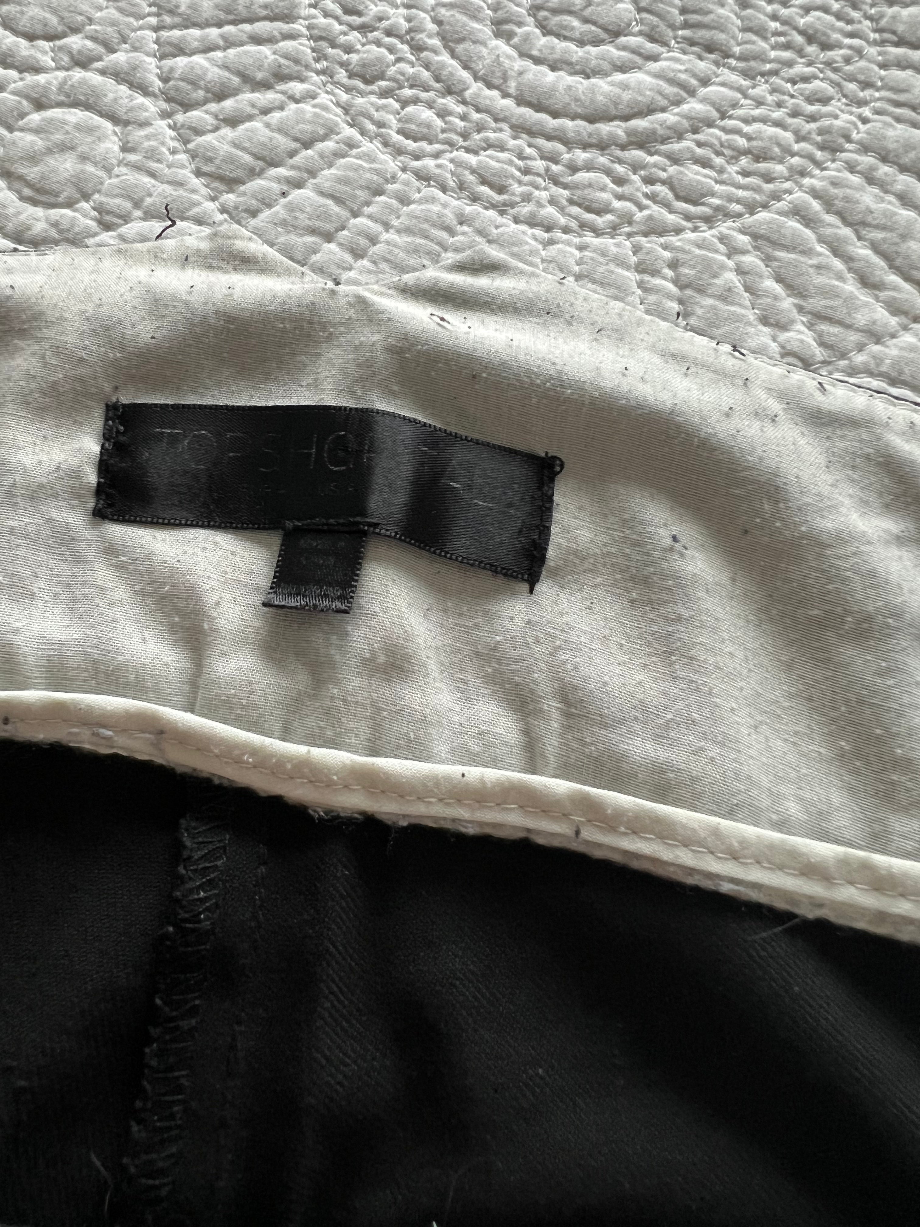 Black trousers