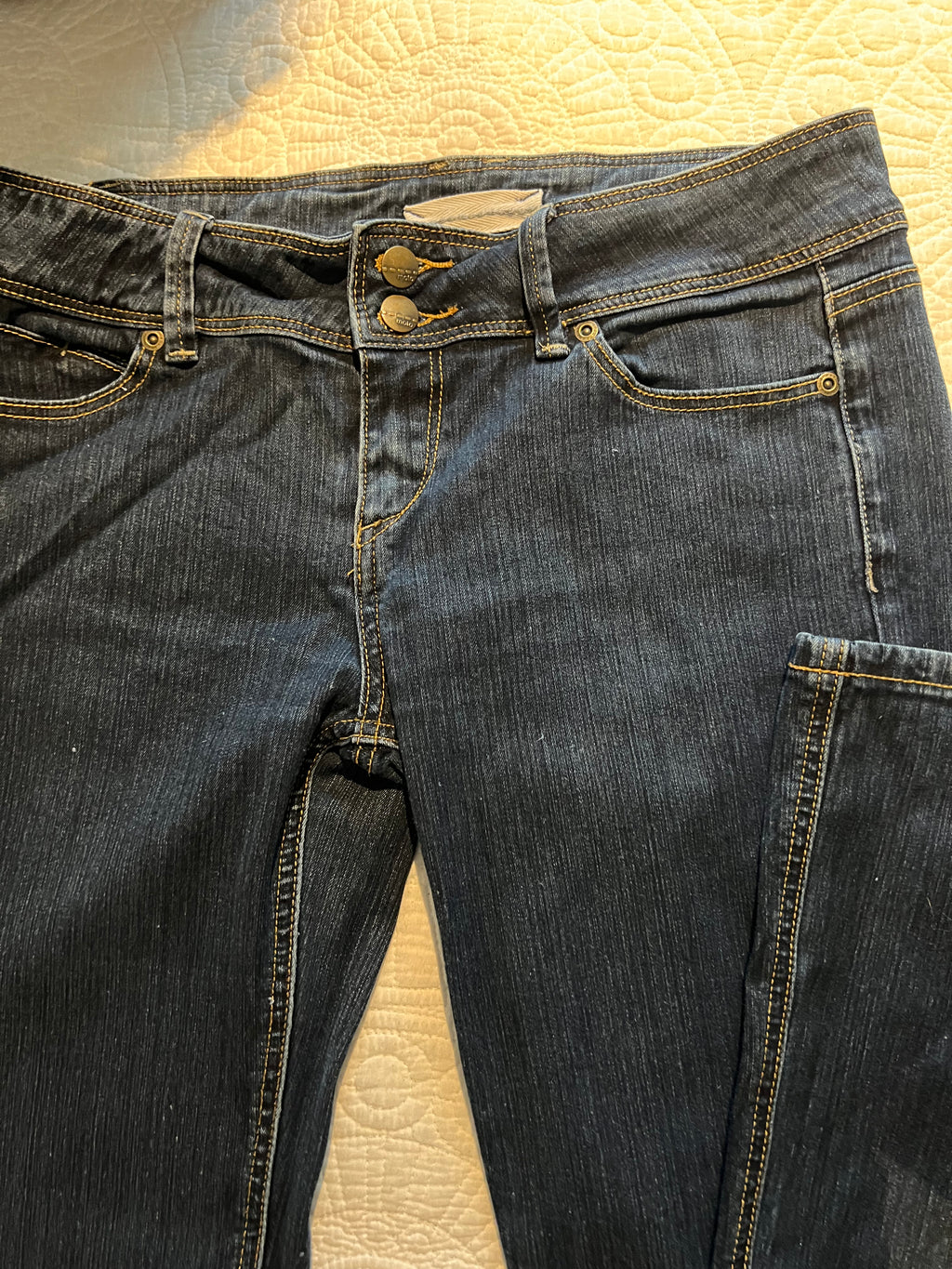 Low waisted jeans