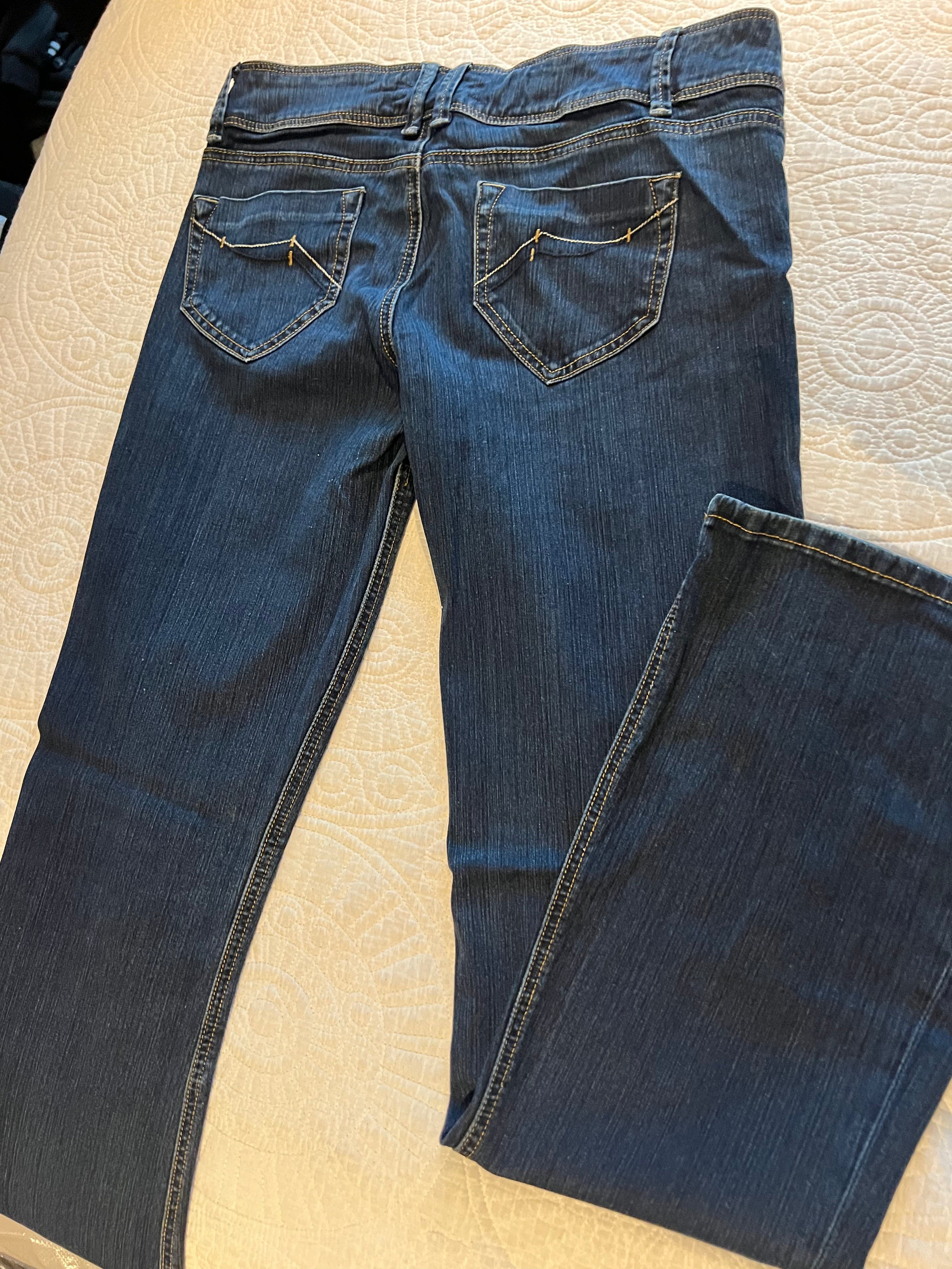 Low waisted jeans