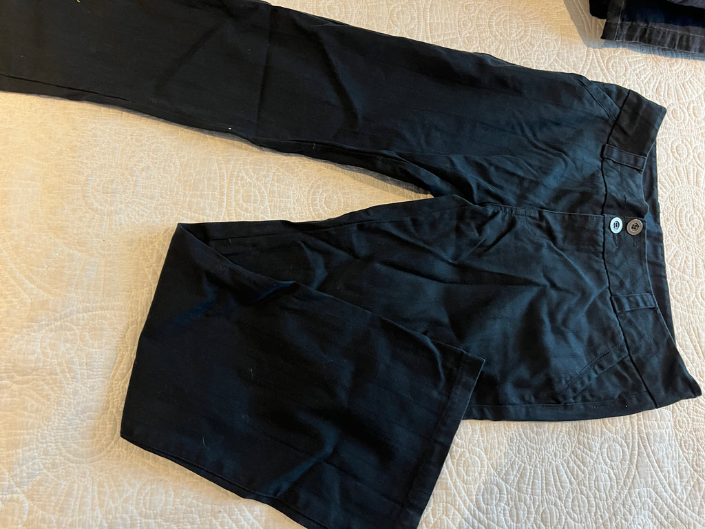 Black trousers