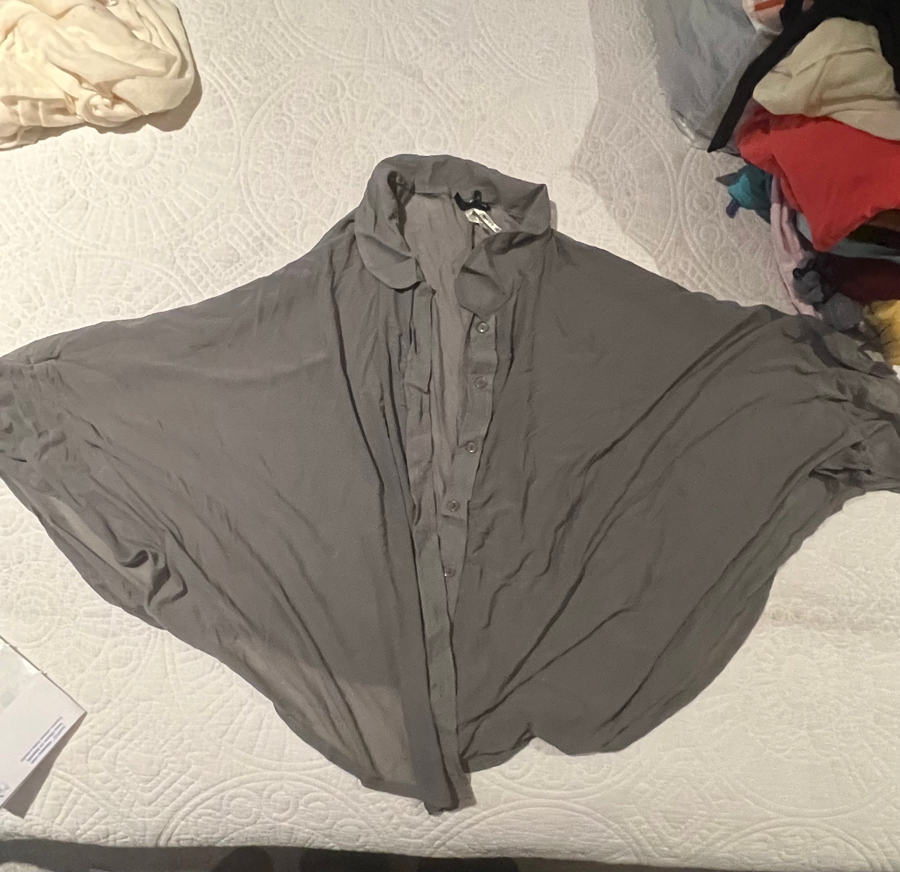 Over sized grey button up top