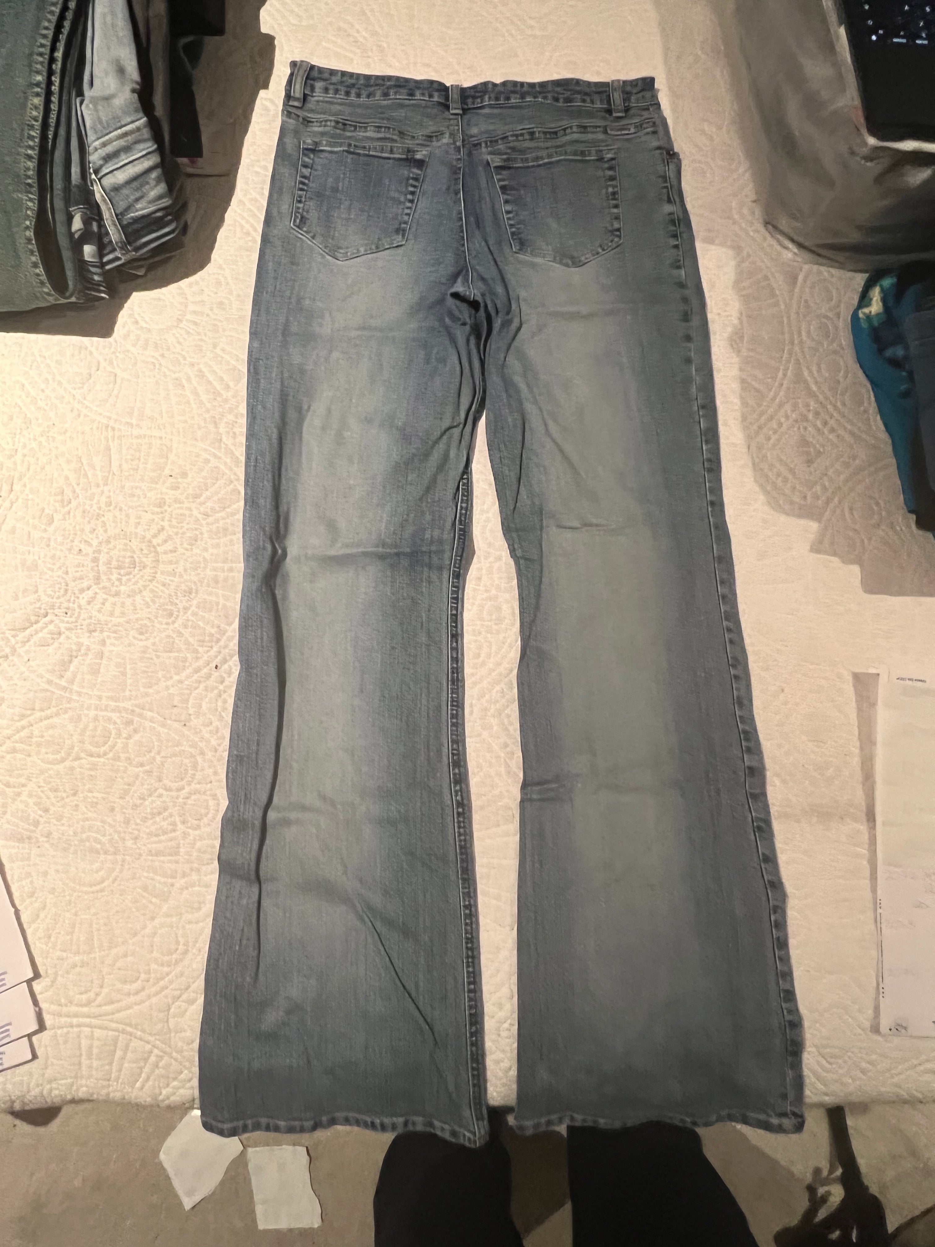 Light straight leg jeans