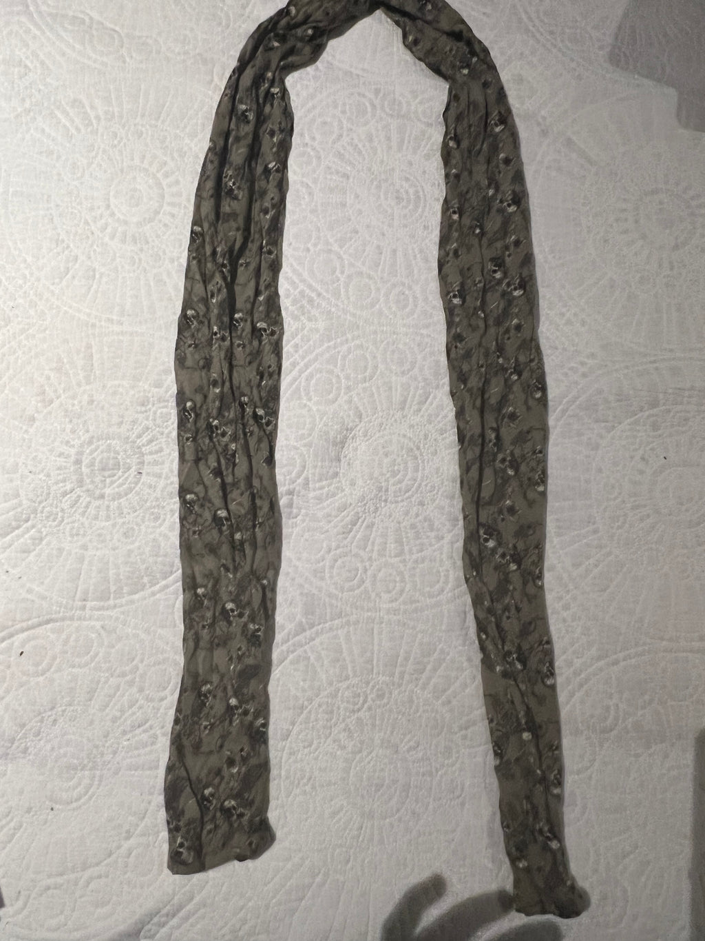 Skull scarf