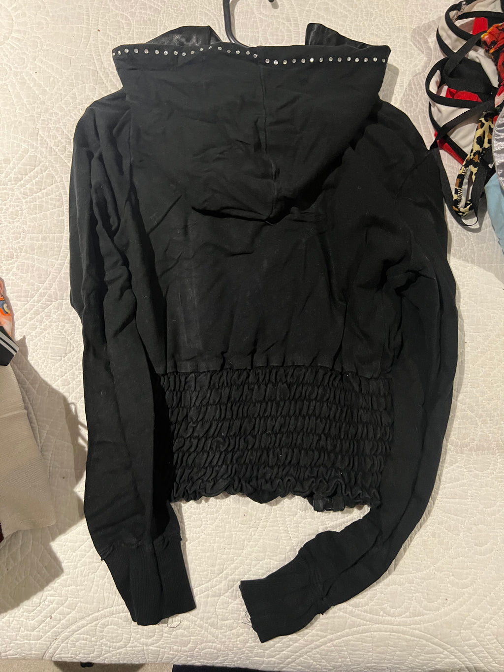 Black Guess zip up jacket