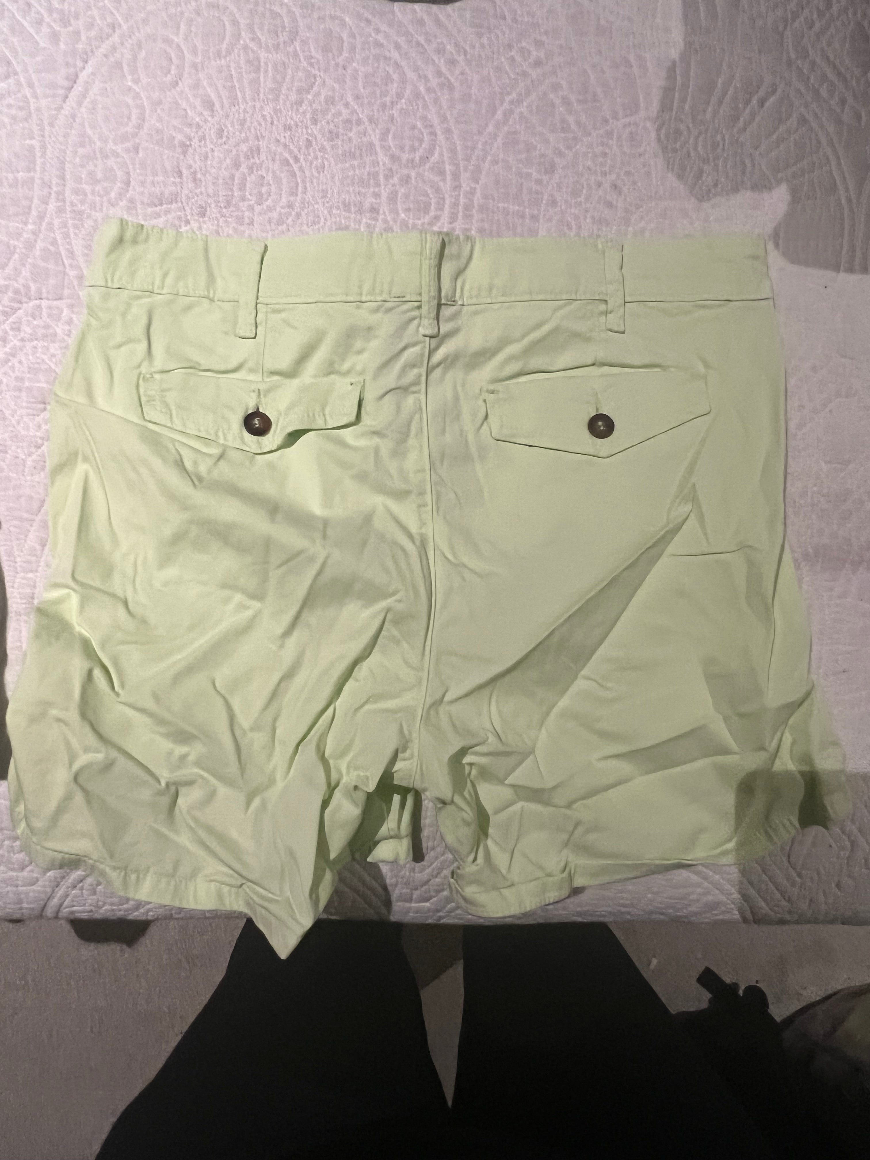 High waisted green shorts