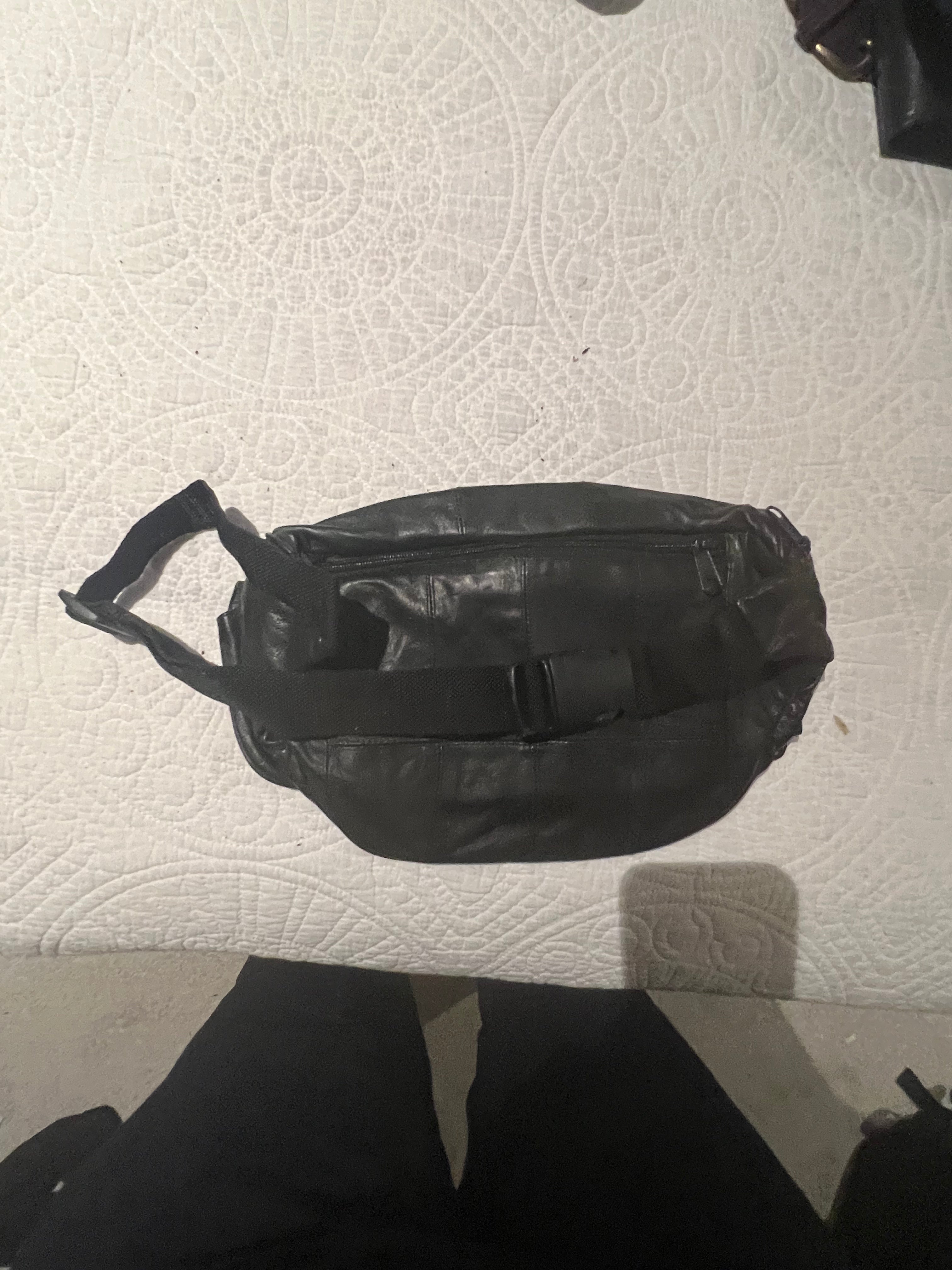 Black belt bag